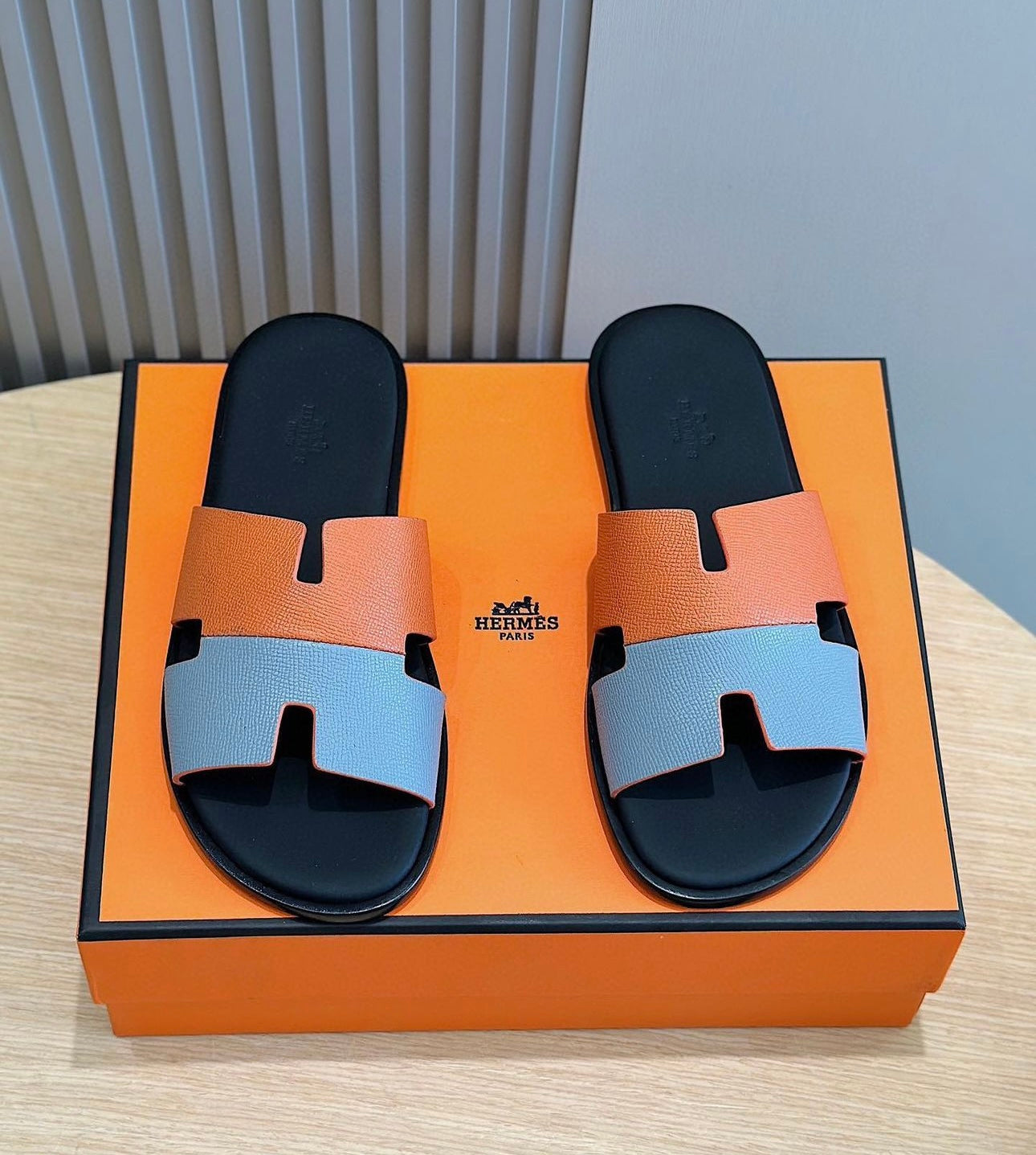 Izmir Sandals