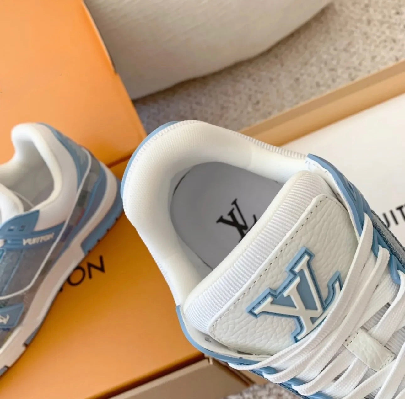 Logo Trainers