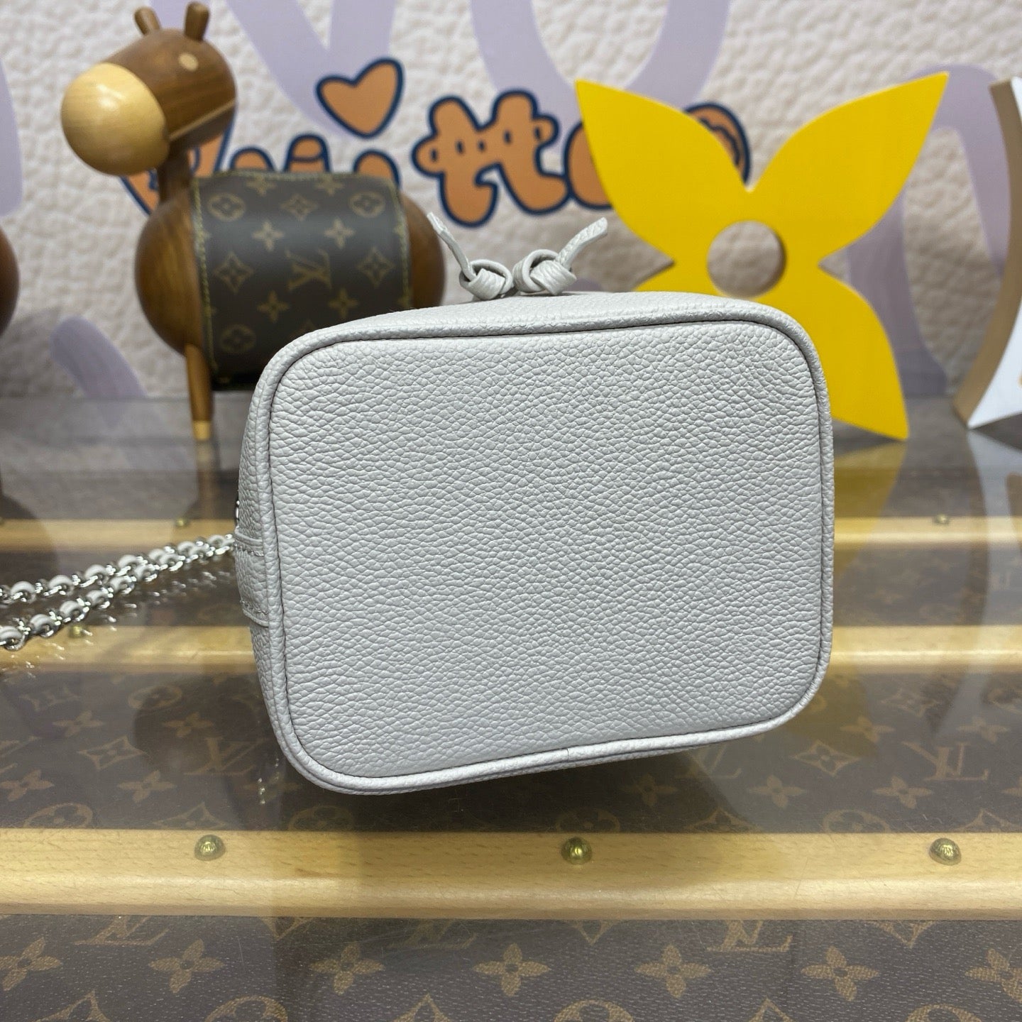 Nano Noe Bucket Bag