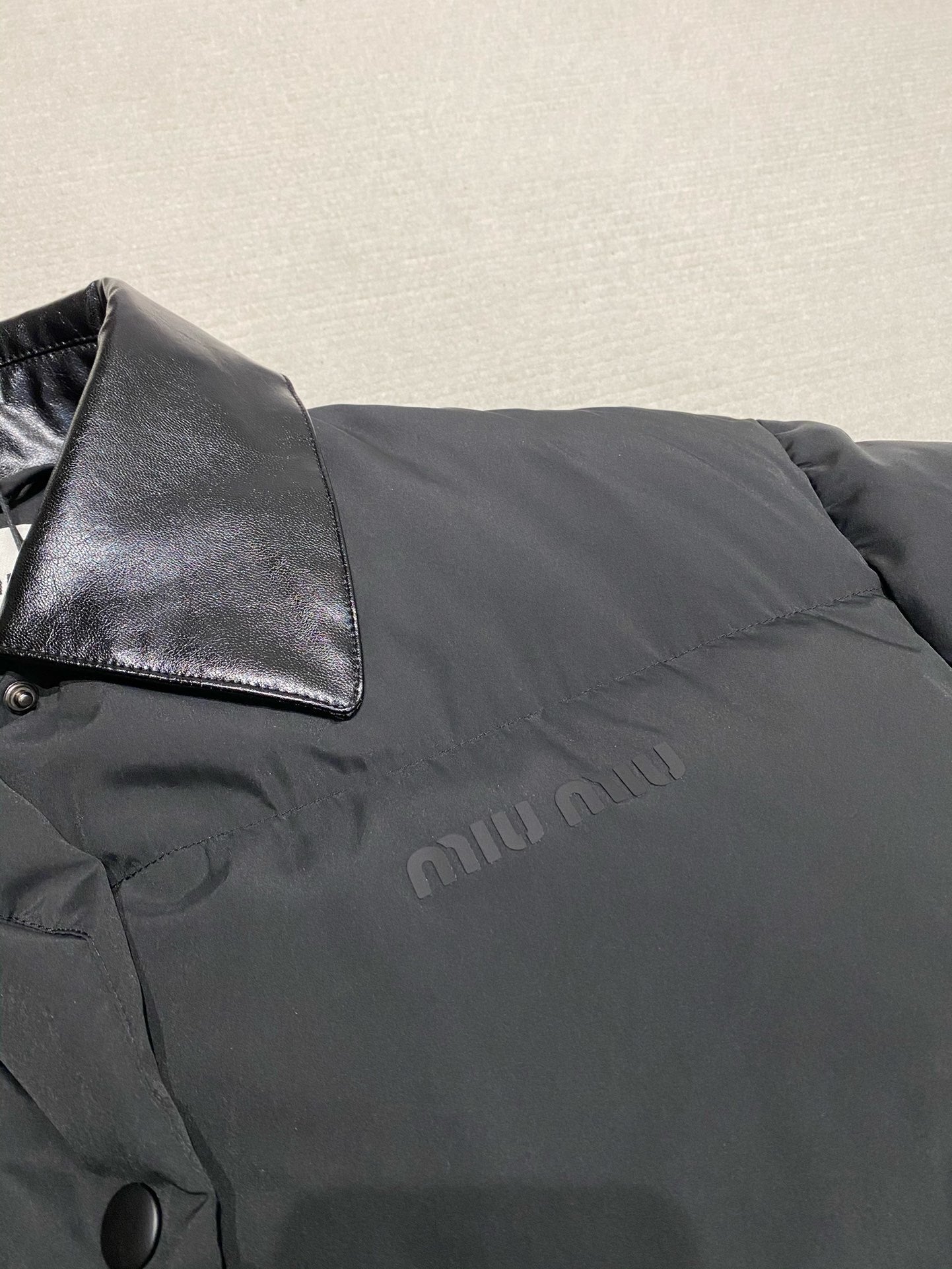Logo Jacket