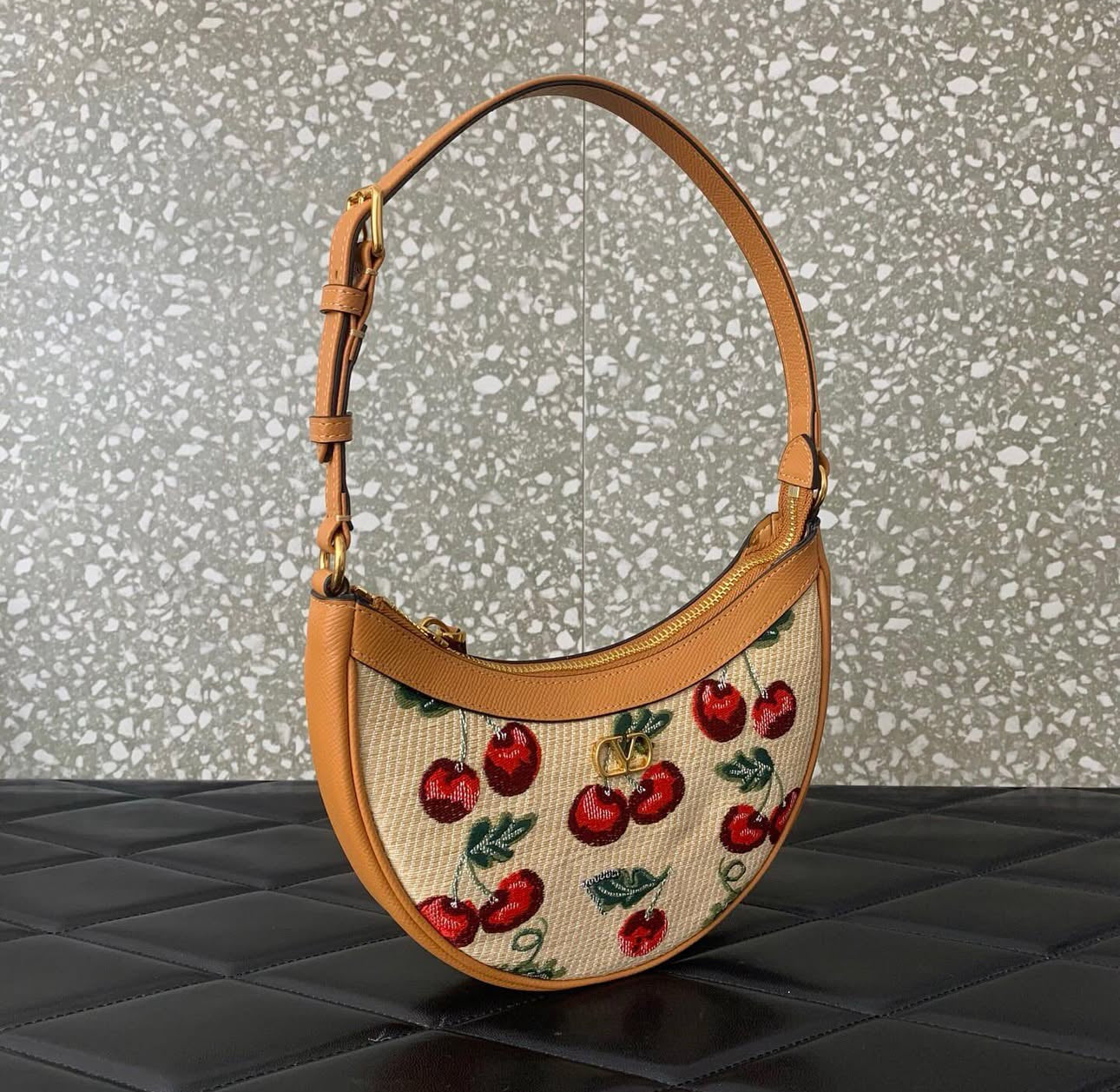 V Logo Sling