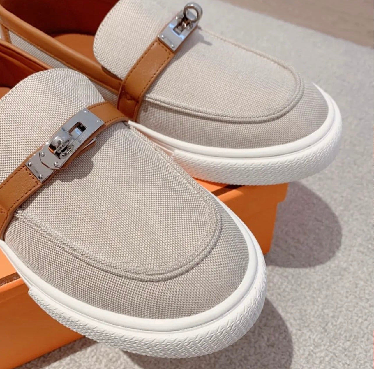 Lock Trainers