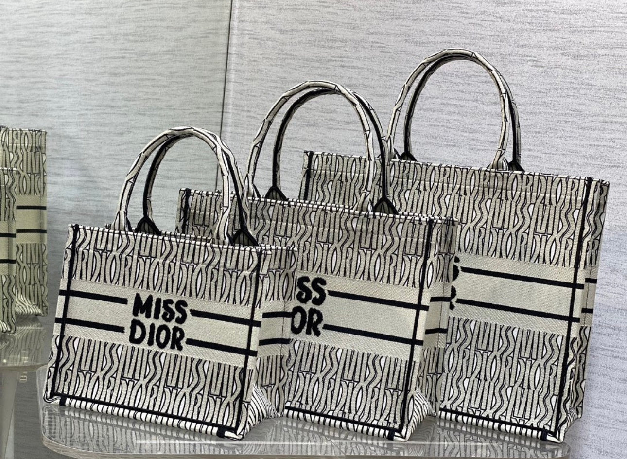 Book Tote