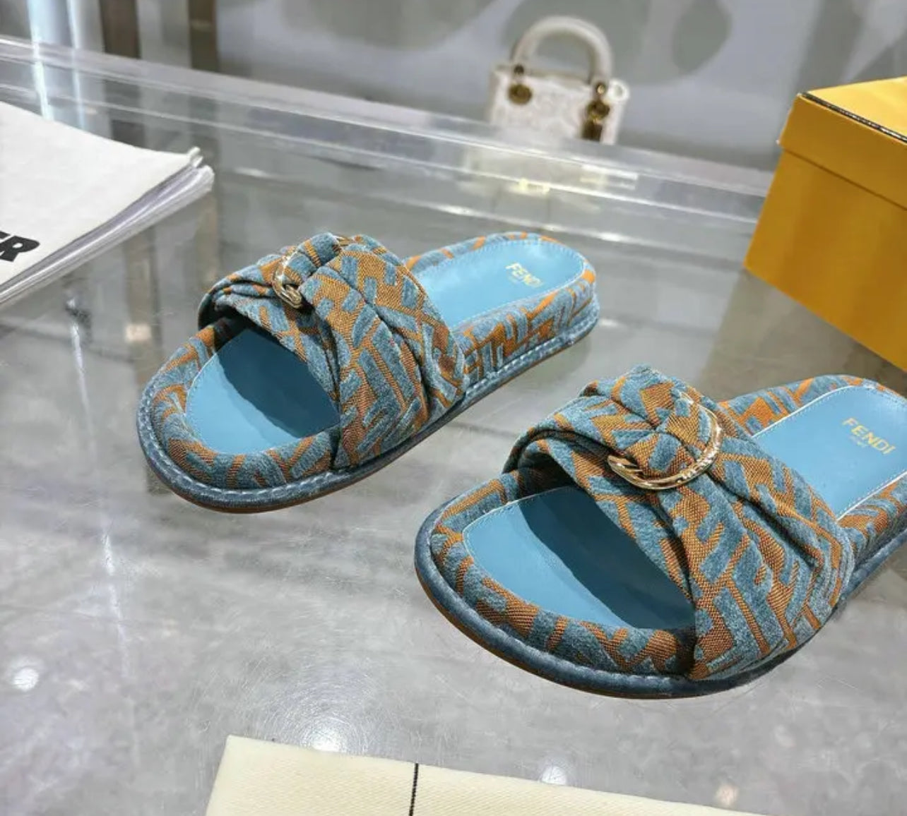Feel Sandals