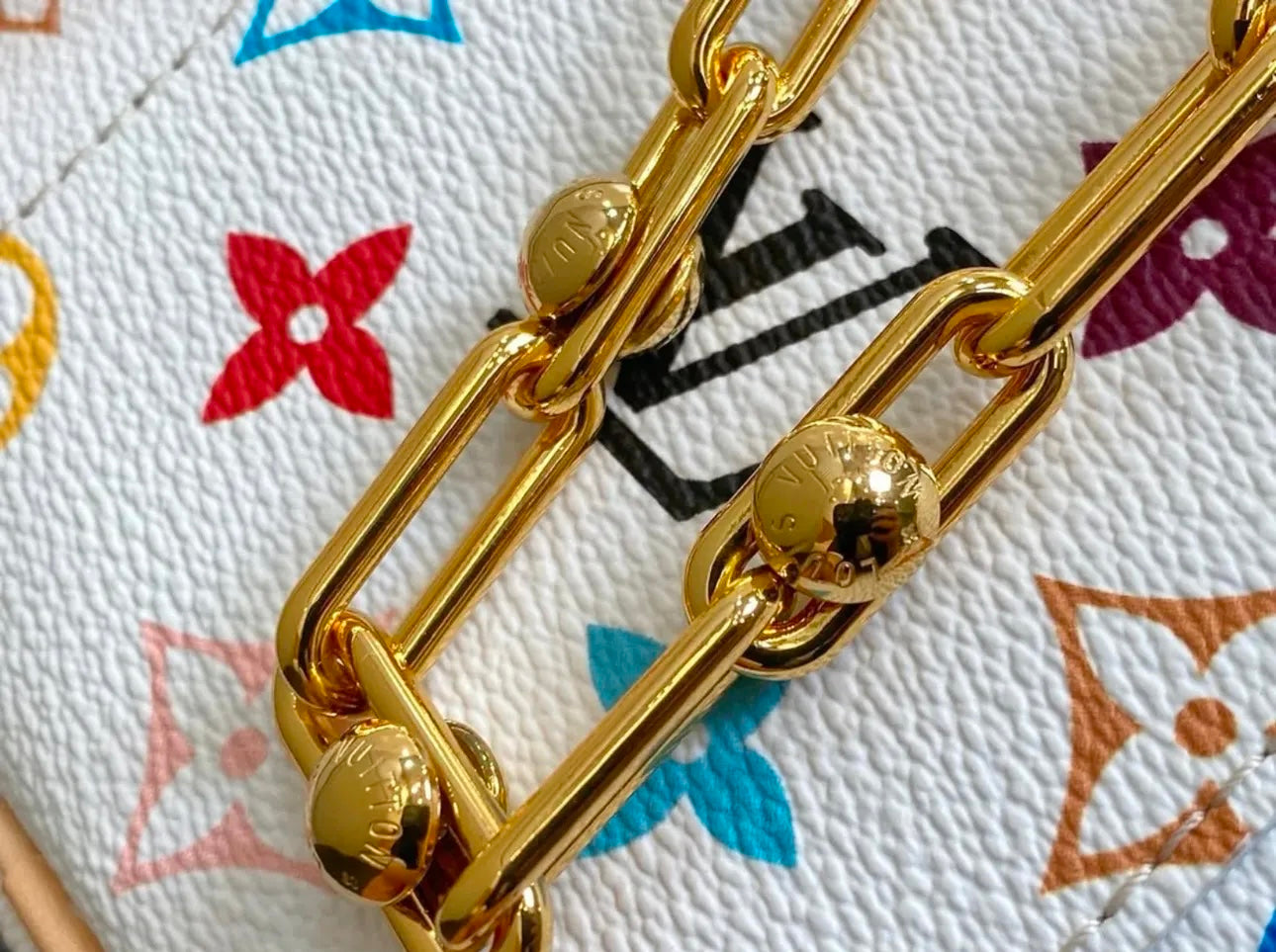 Vanity Chain Pouch