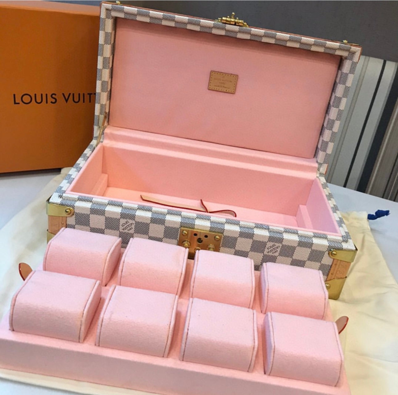 8 Watch Case