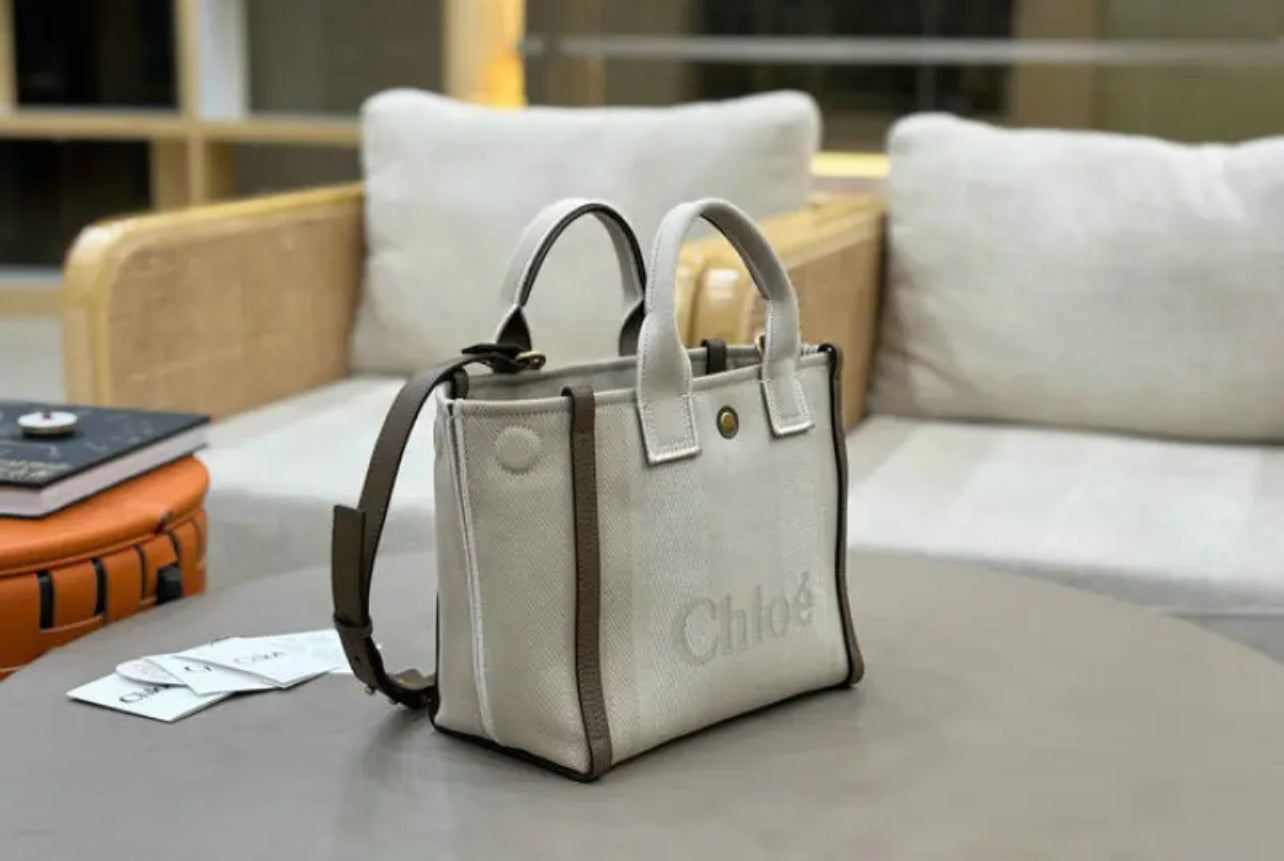 Carry Tote