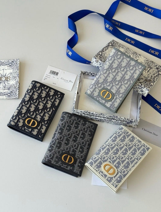 Oblique Passport Cover