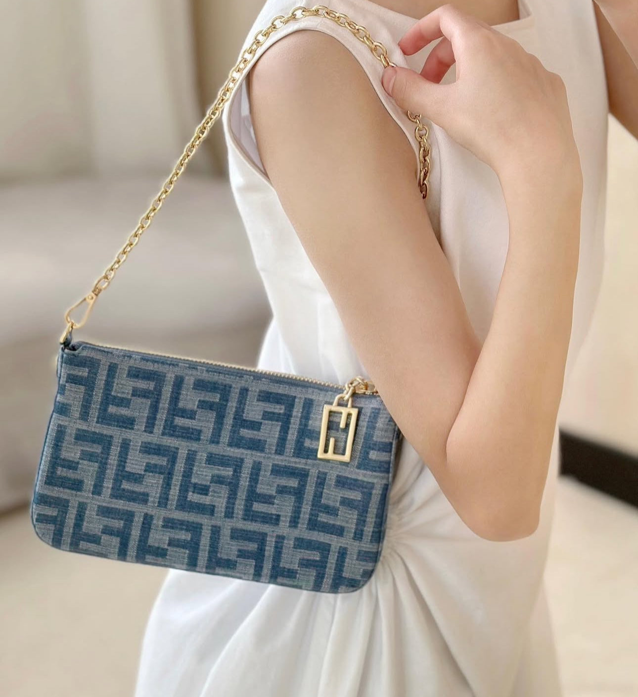 Baguette Pouch