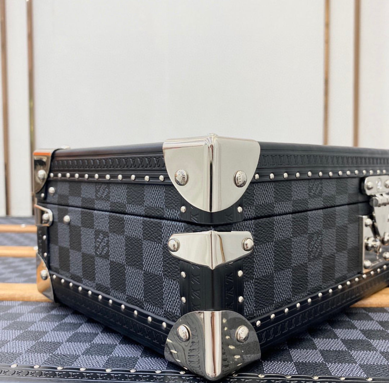 8 Watch Case