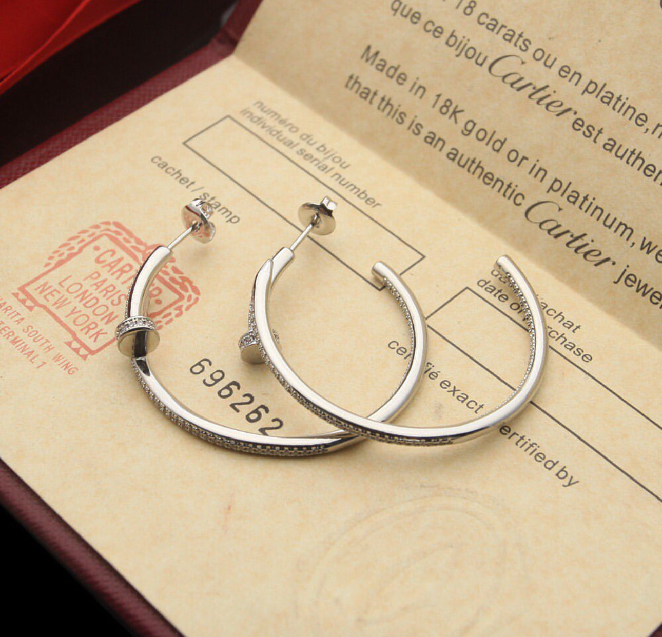 Juste Un Clou Earrings