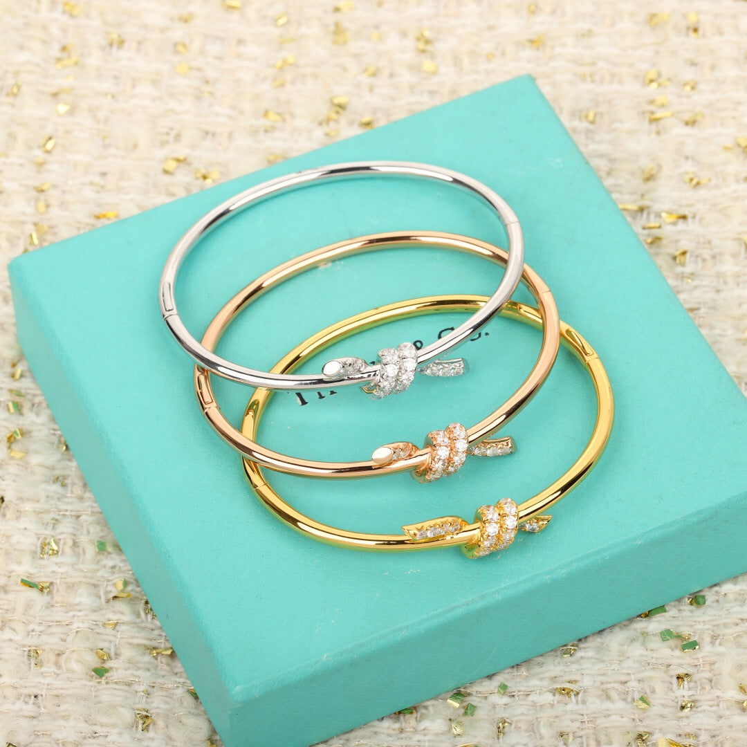 Knot Bracelet