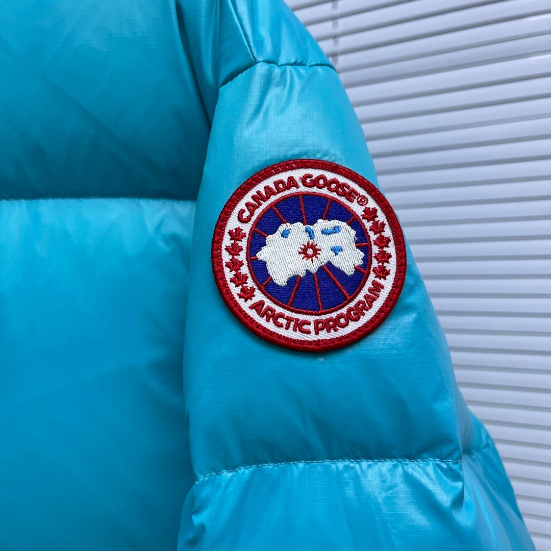 Cropped Puffer