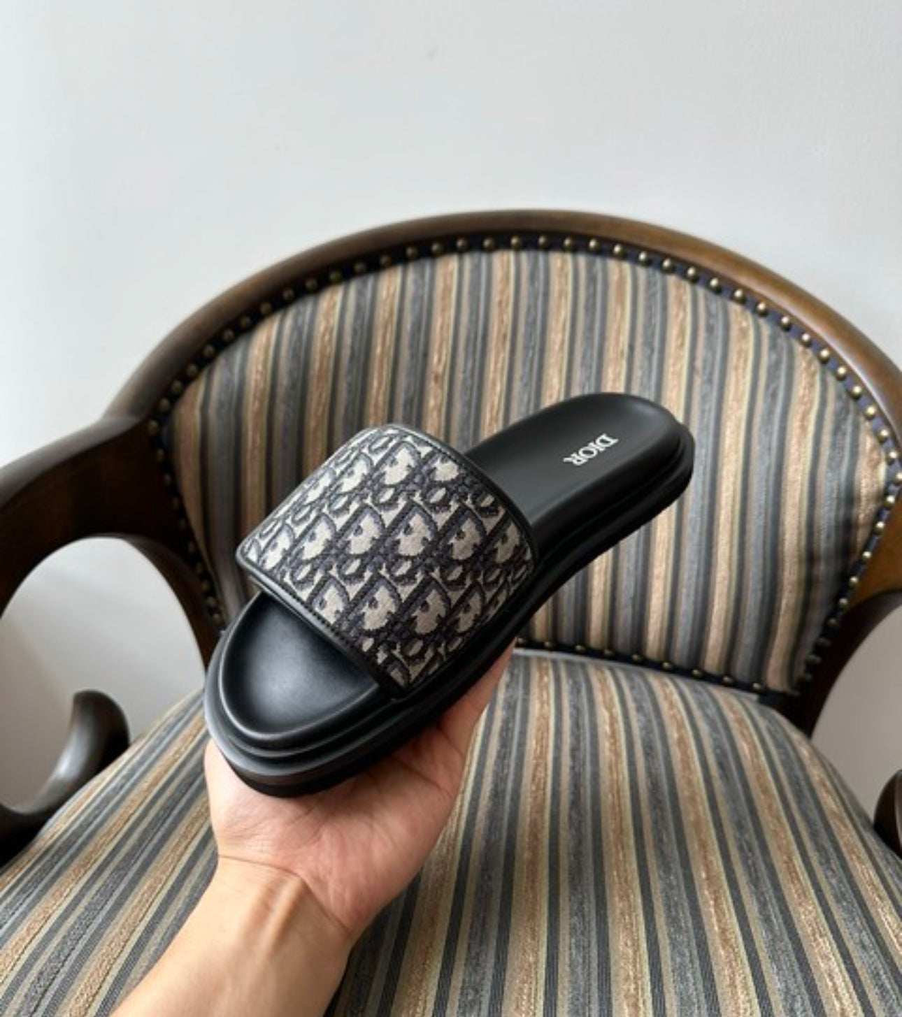 Oblique Slides