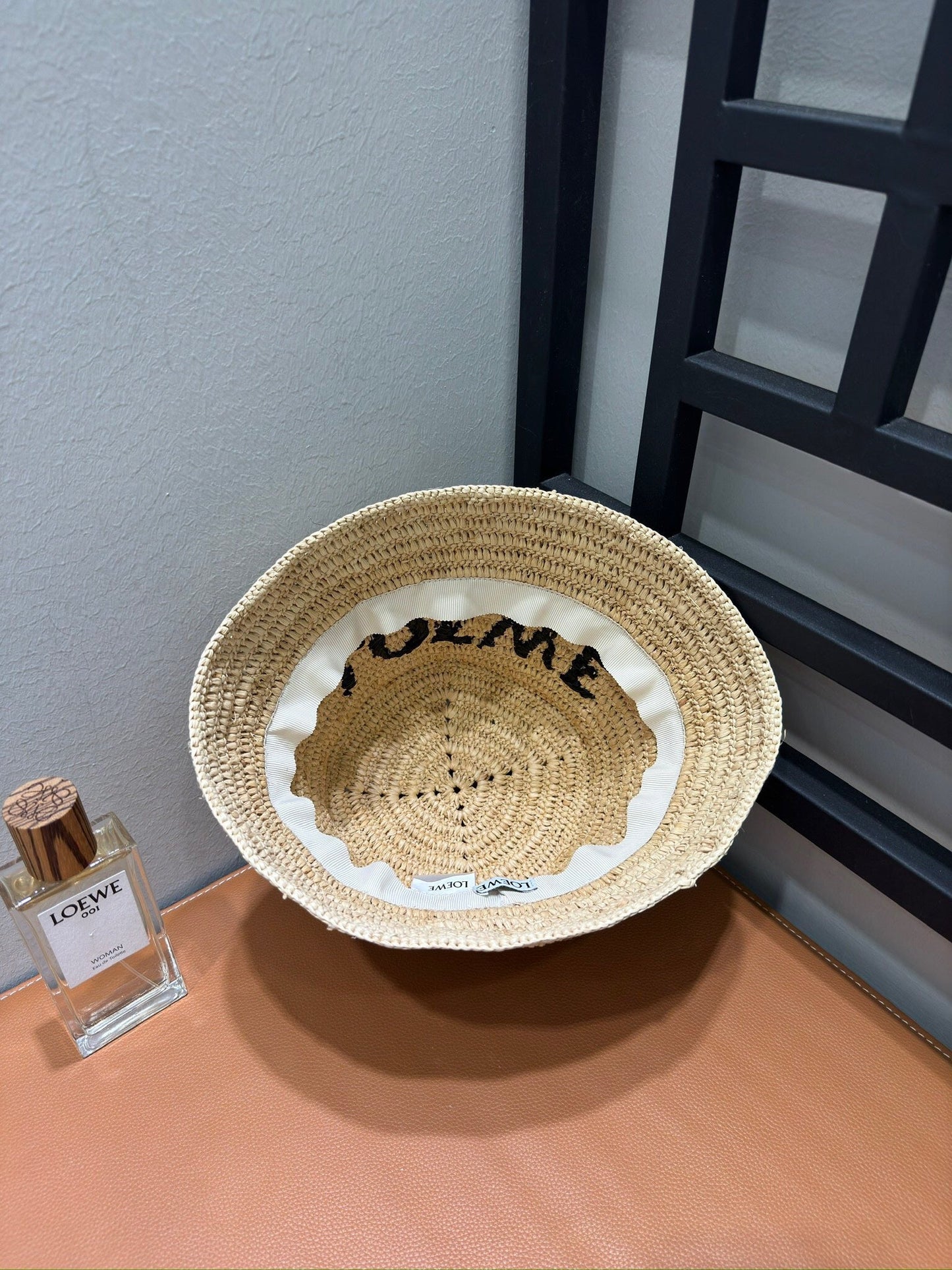 Logo Hat
