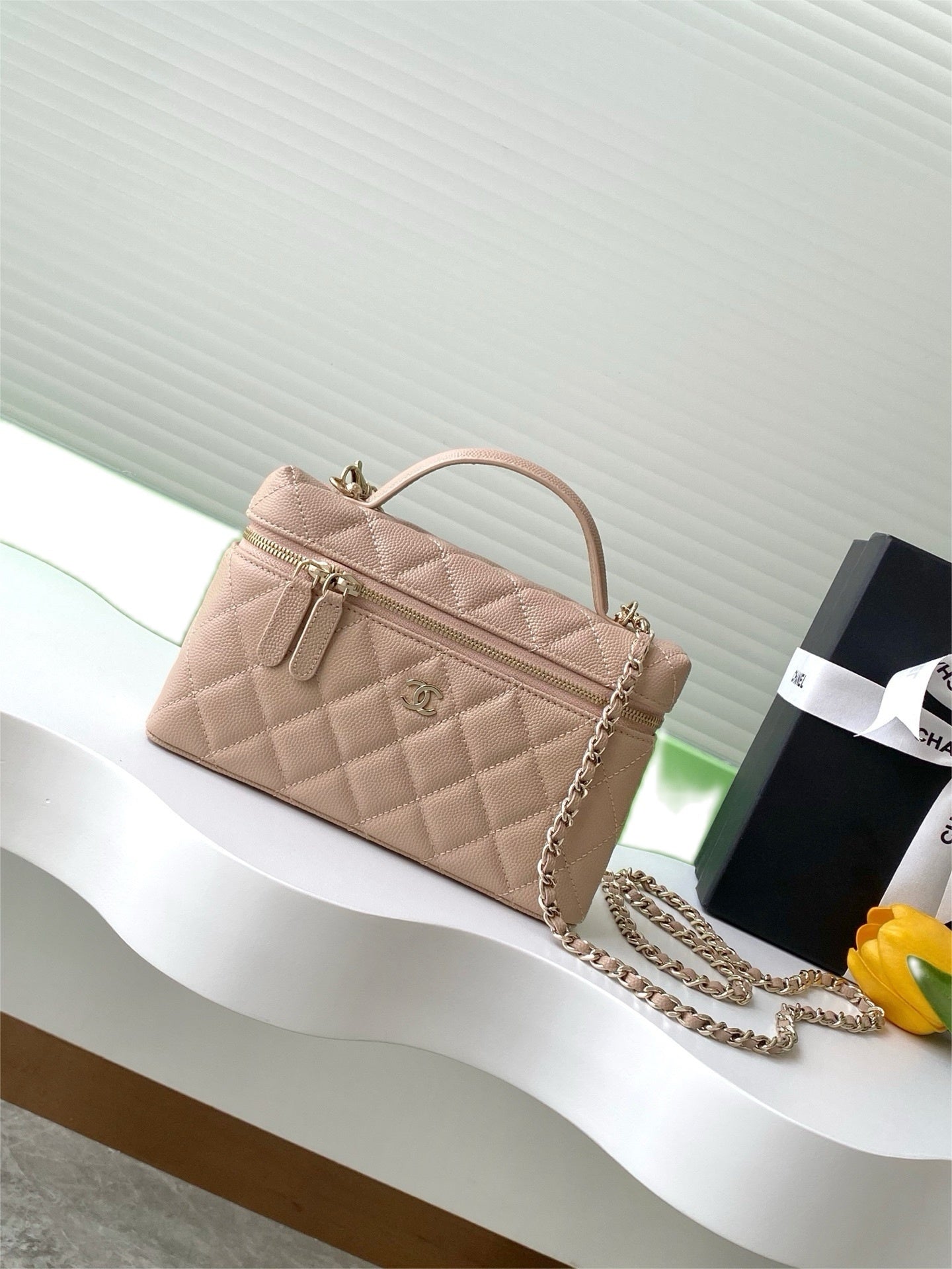 Trendy Vanity
