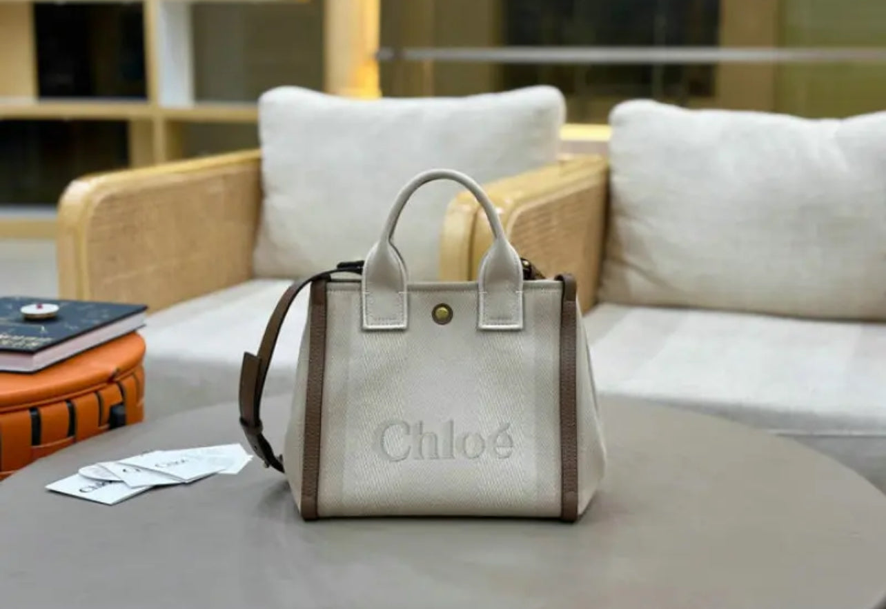 Carry Tote
