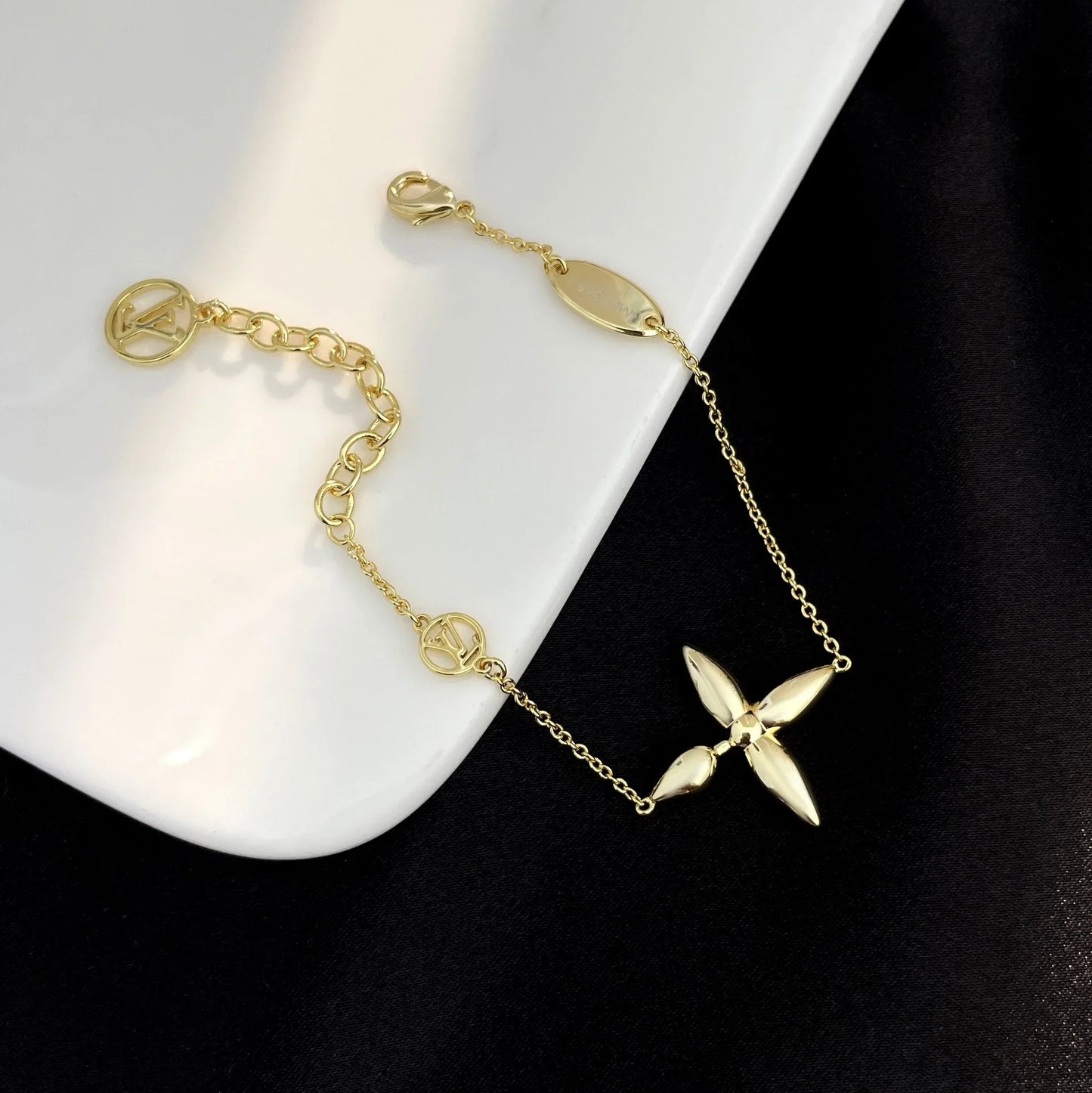 Logo Bracelet