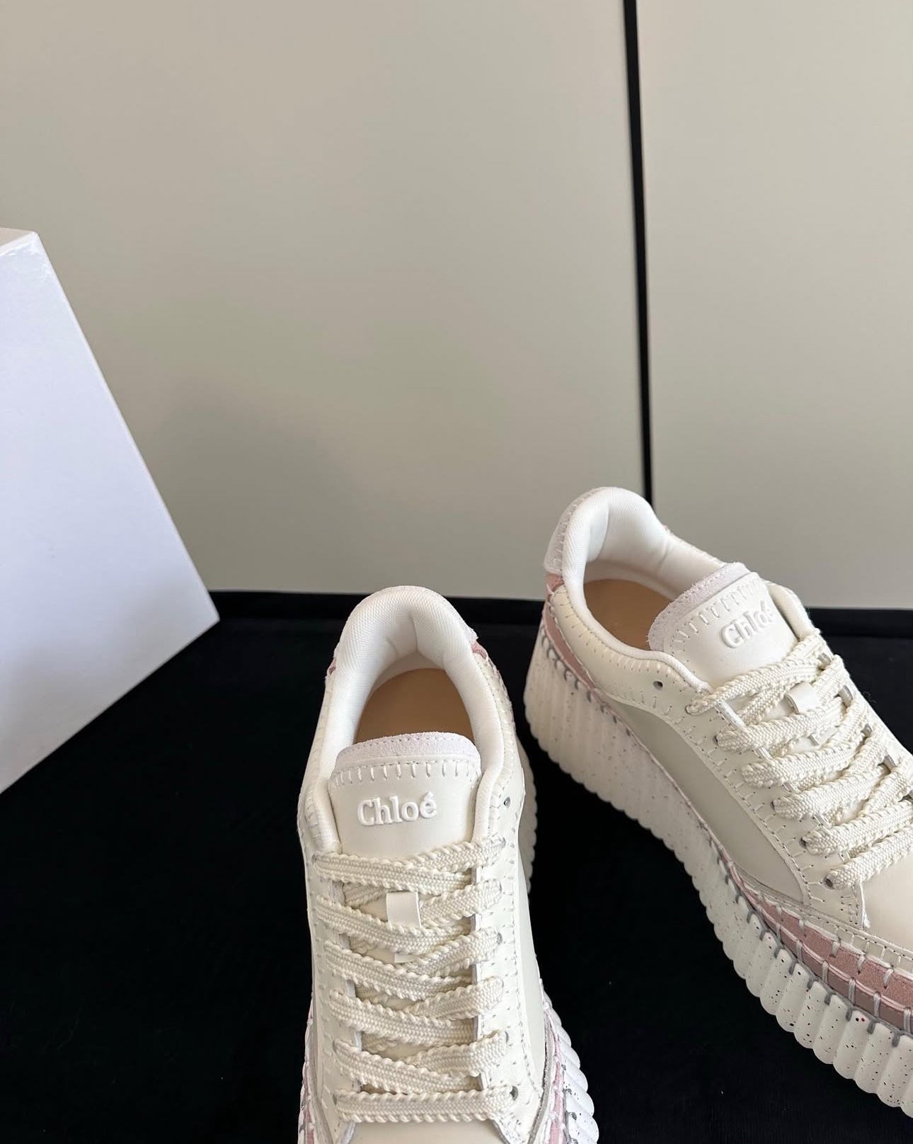 Nama Sneakers