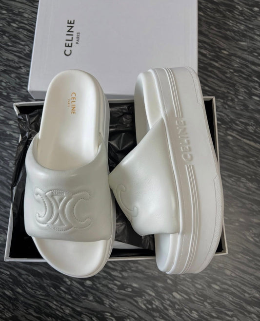 Triomphe Slides