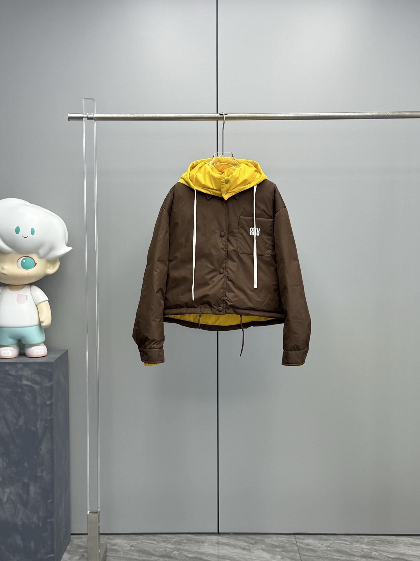 Logo Jacket
