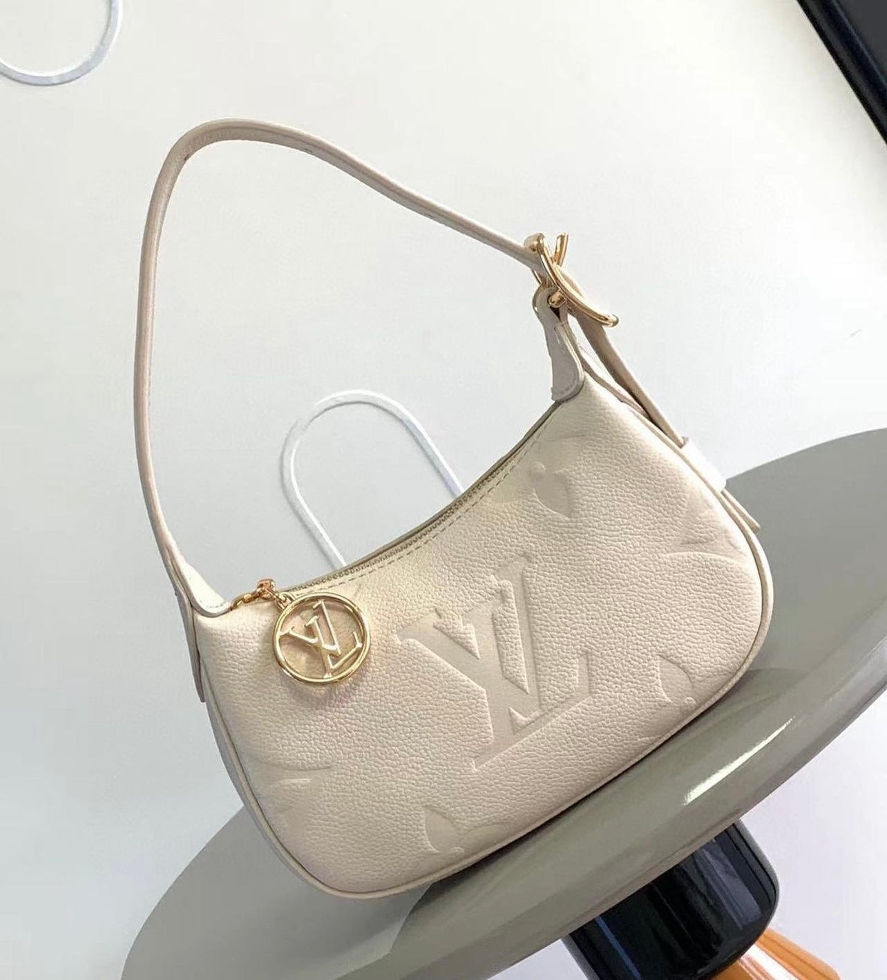 Moon Bag