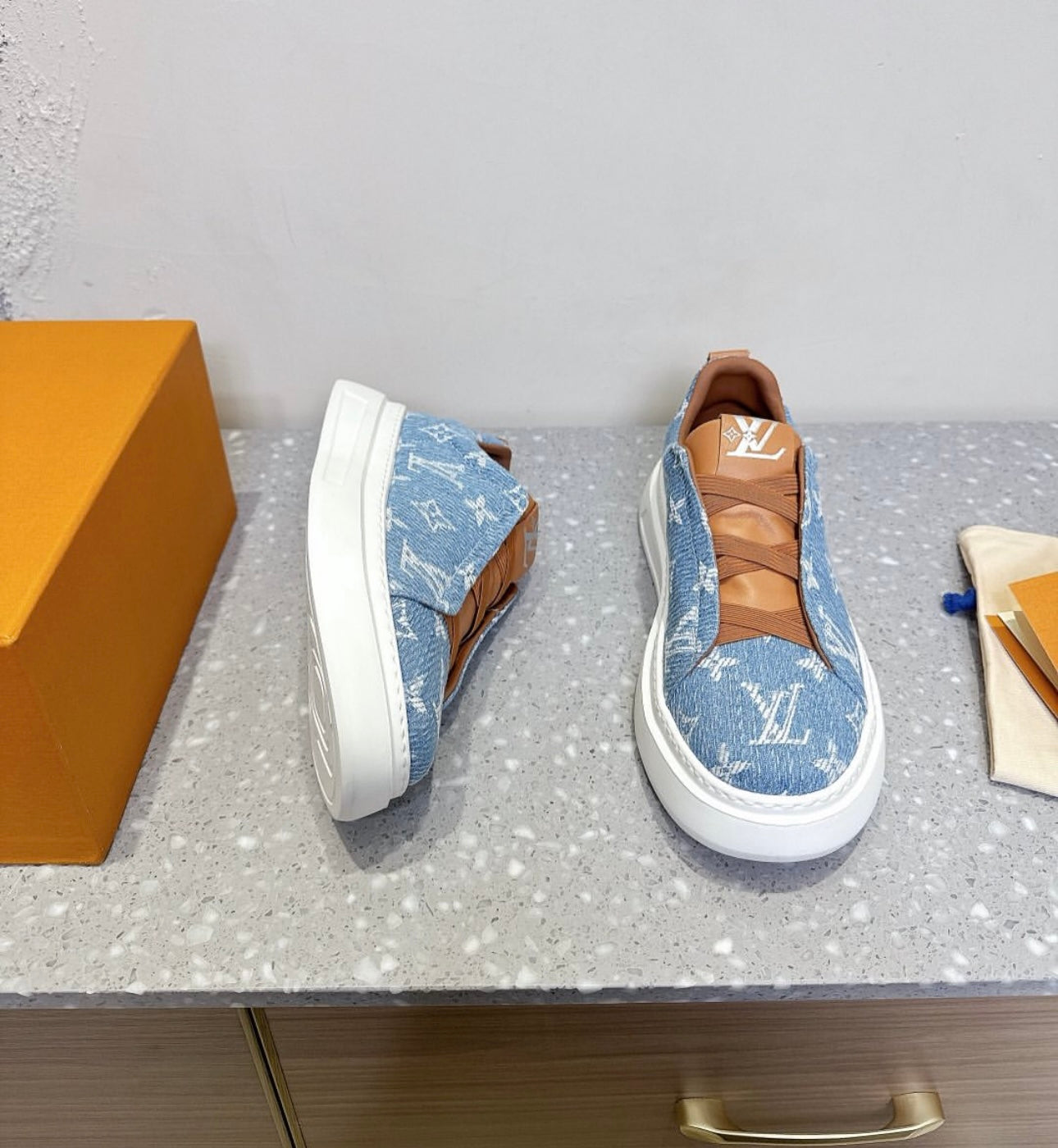 Logo Trainers