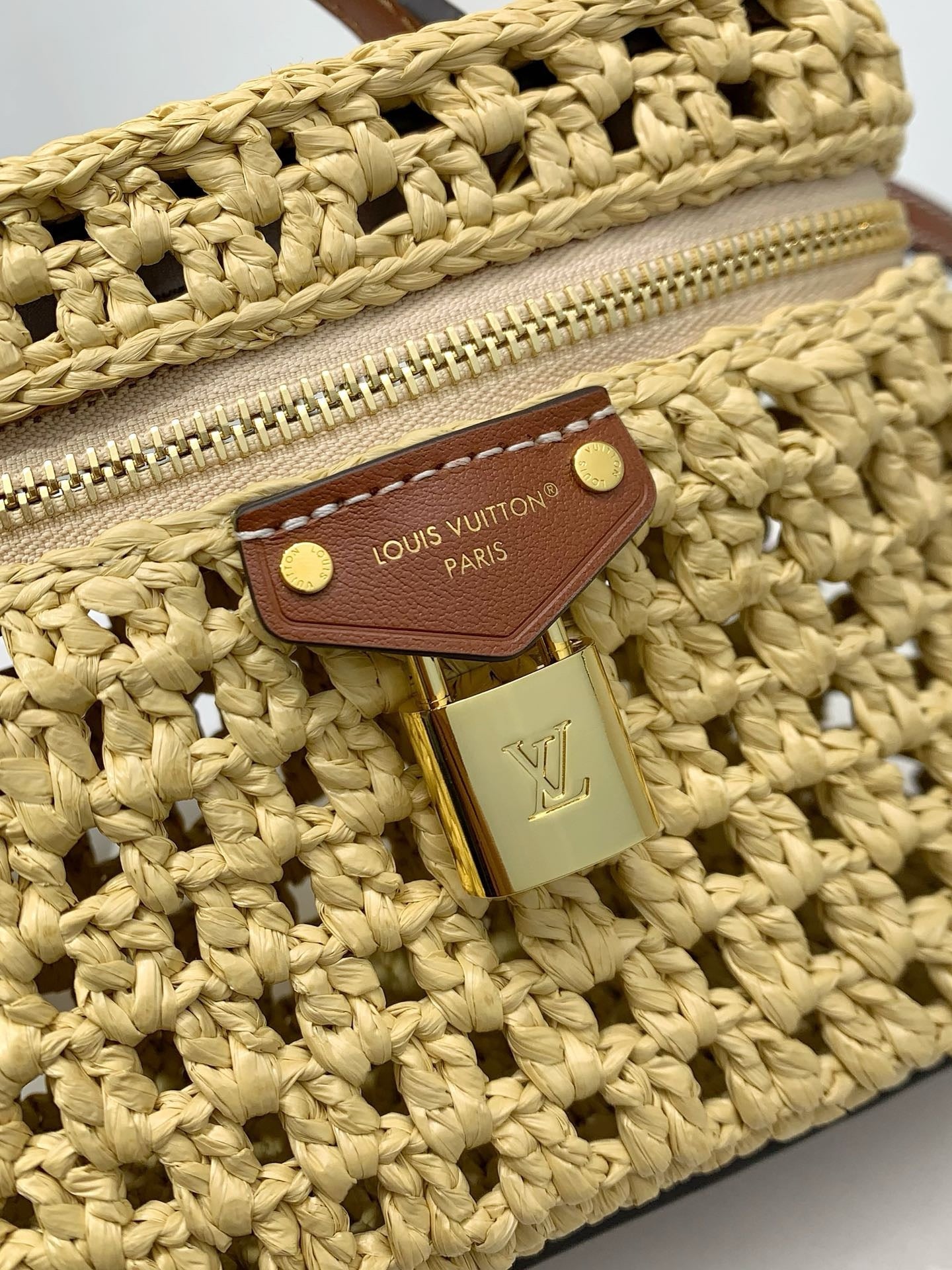Vanity Chain Pouch