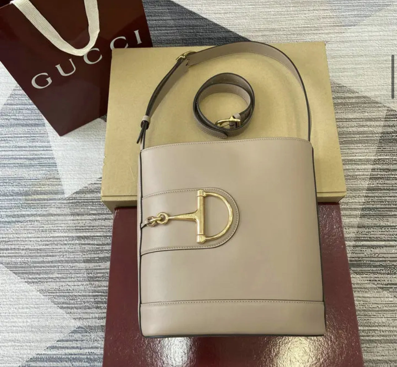 Medium Bucket Bag