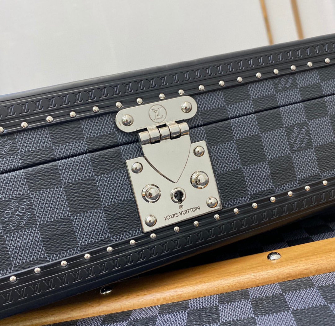 8 Watch Case