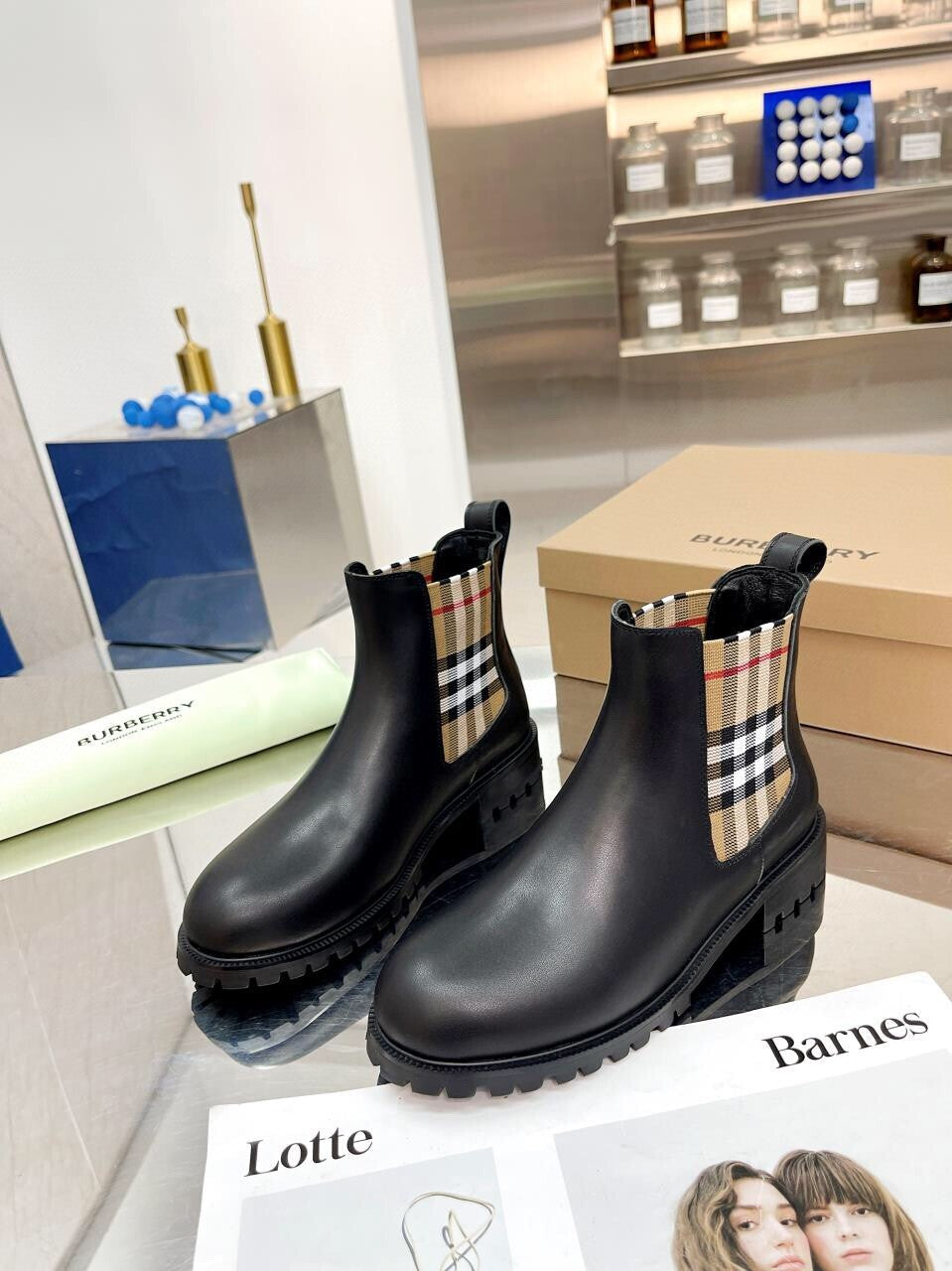 Check Boots