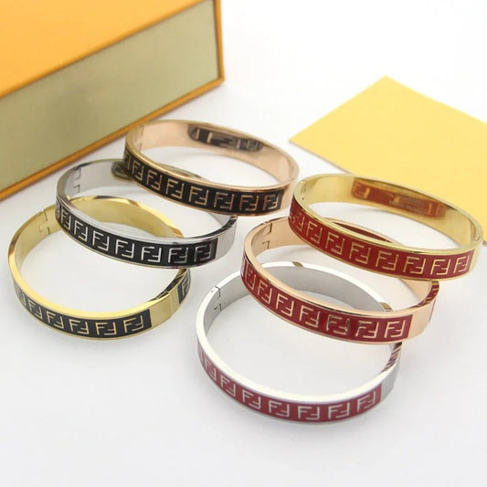 Logo Bracelet