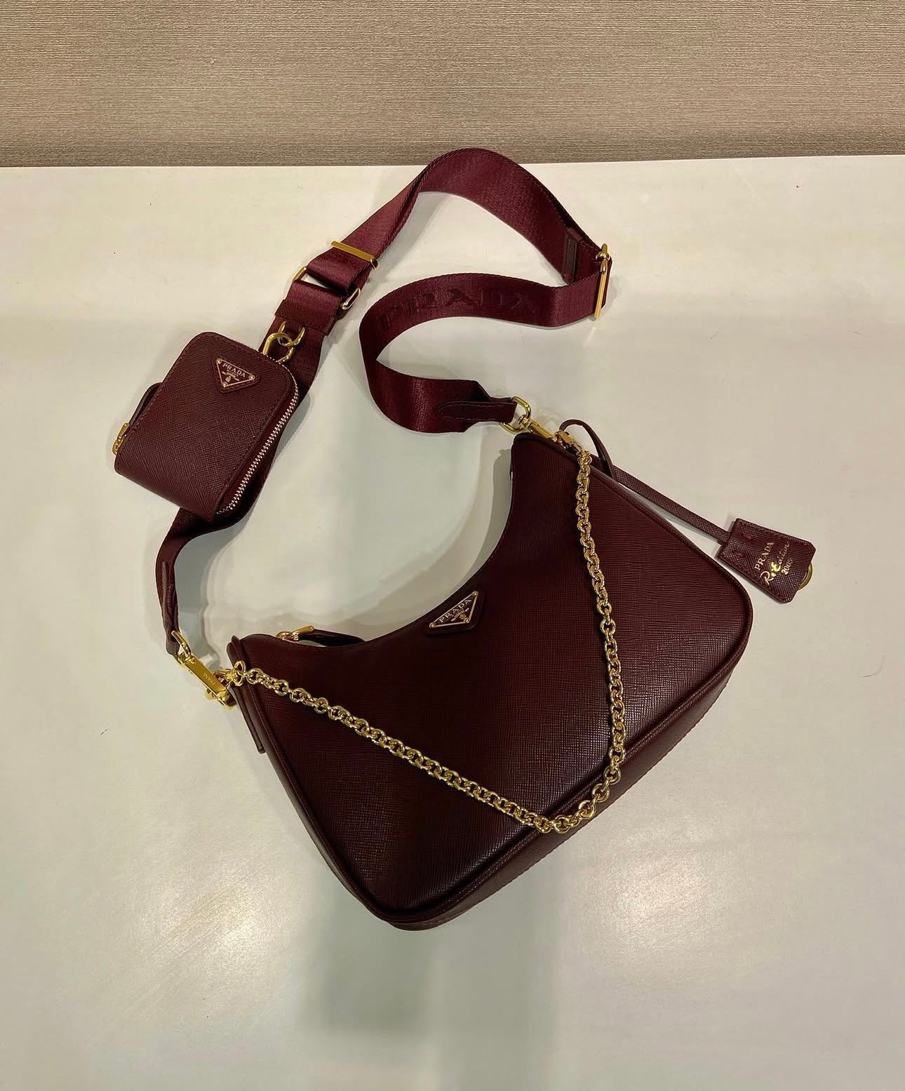 Re Edition Pochette