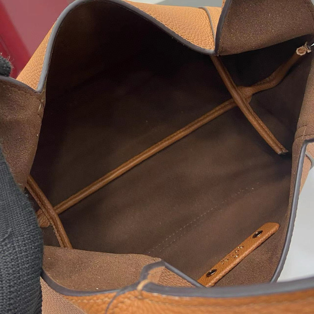 Medium Softbit Bag