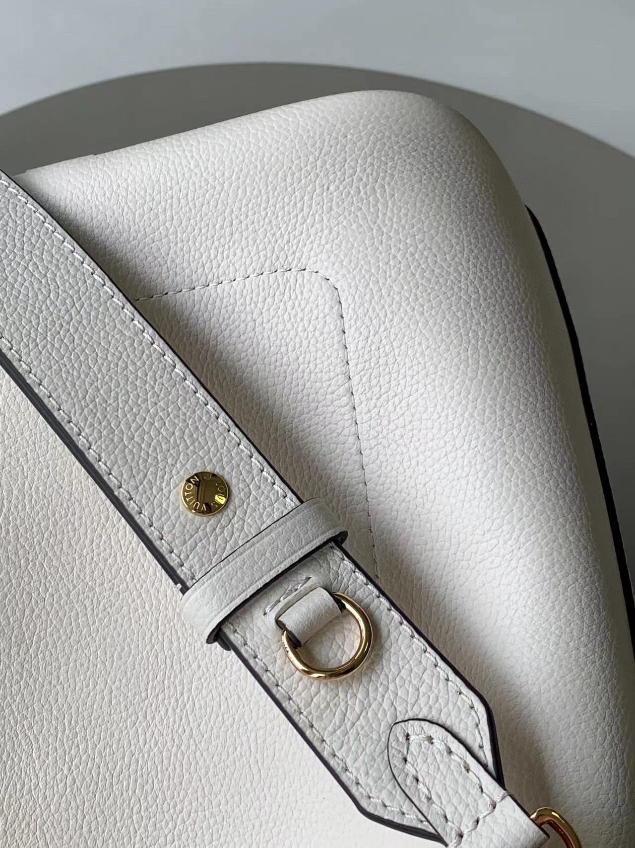 Lock Bucket Bag