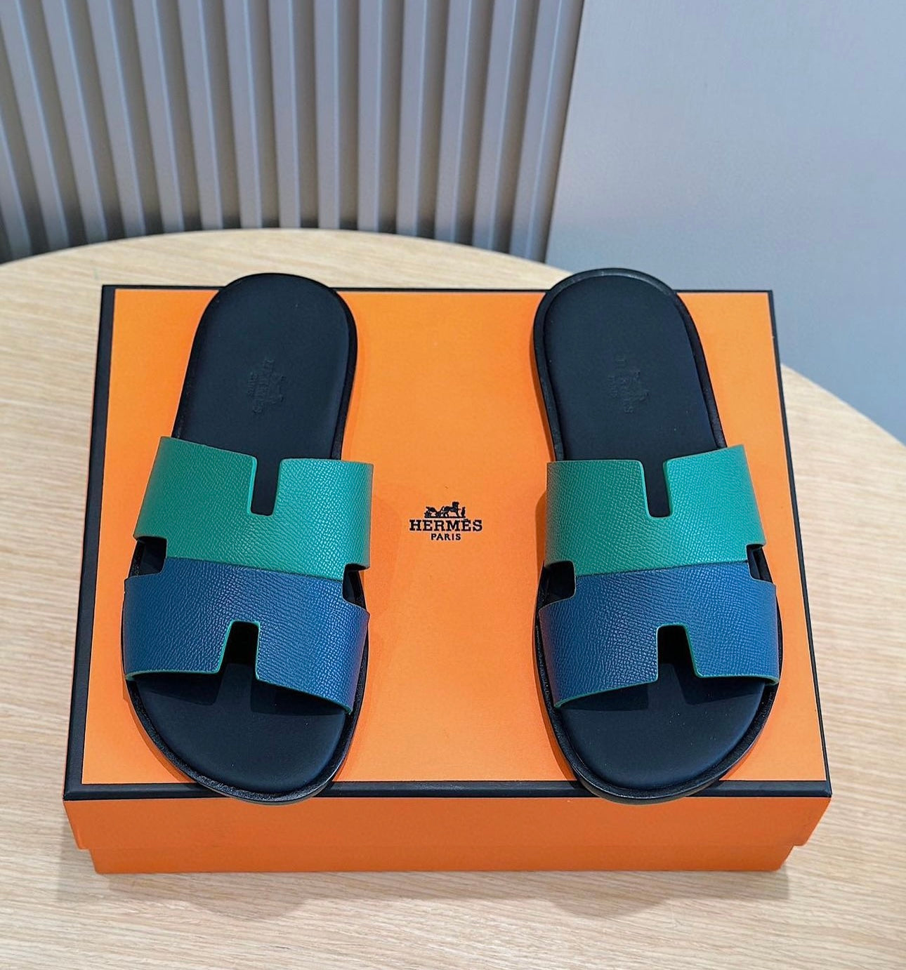 Izmir Sandals