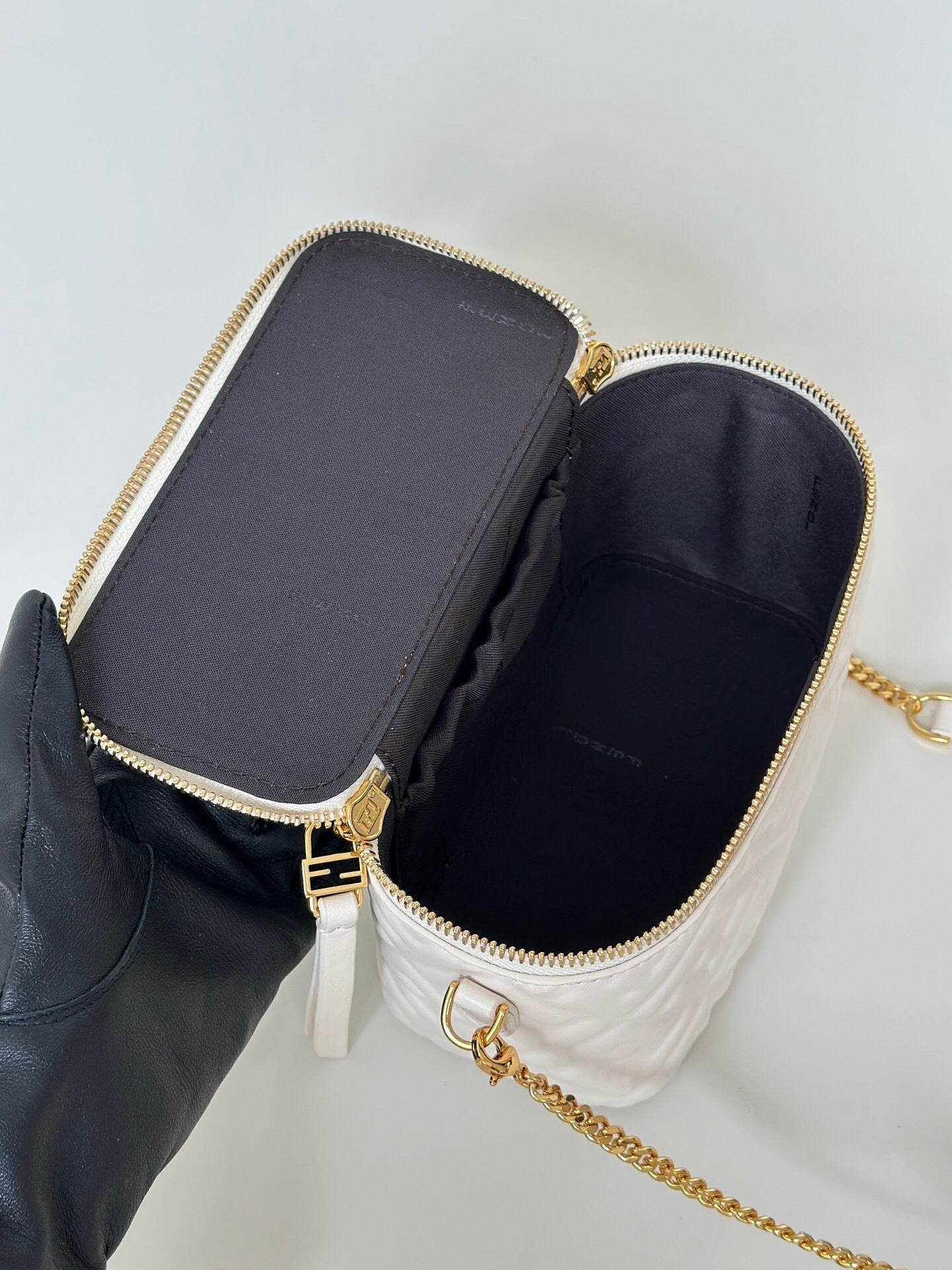 FF Vanity