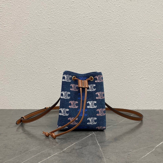 Triomphe Mini Bucket
