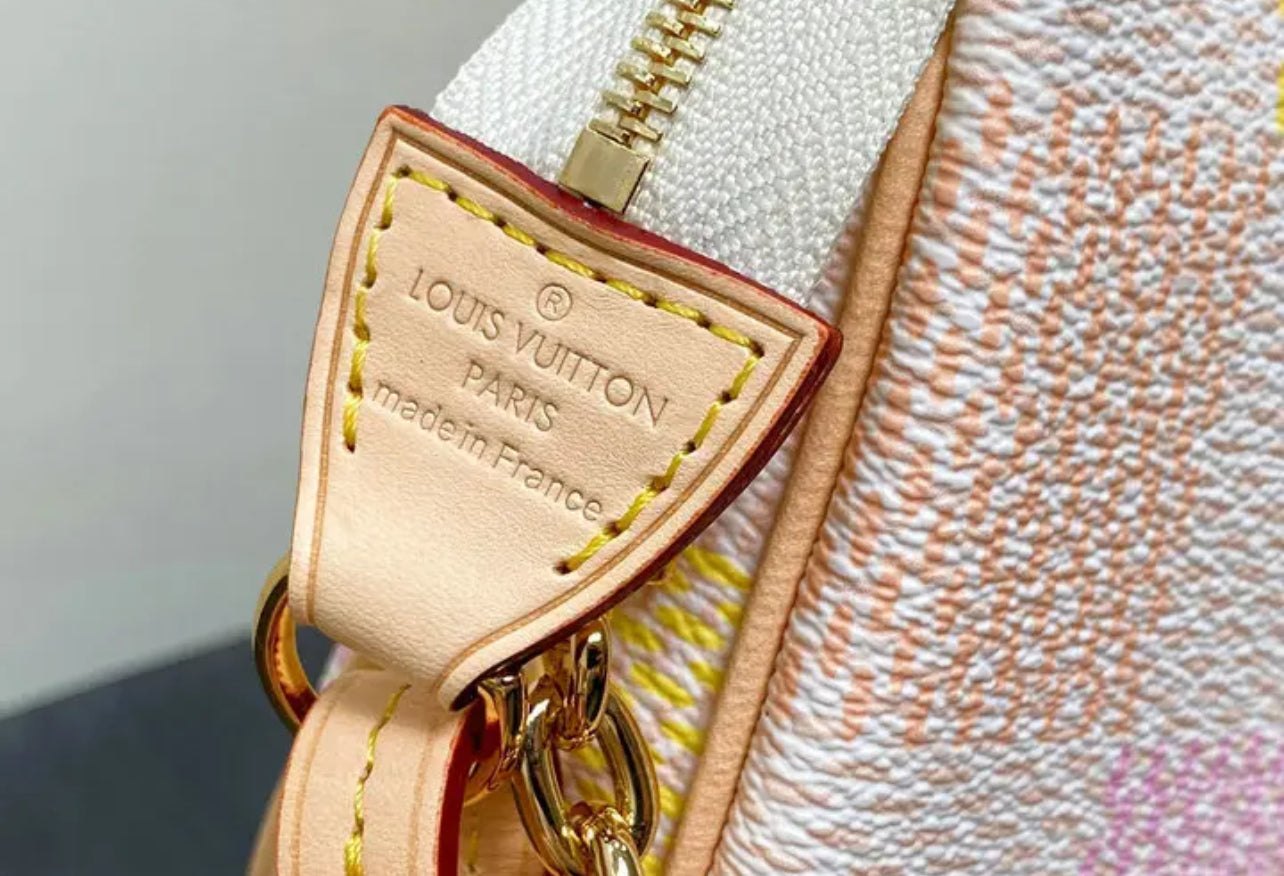 Pochette Accessories