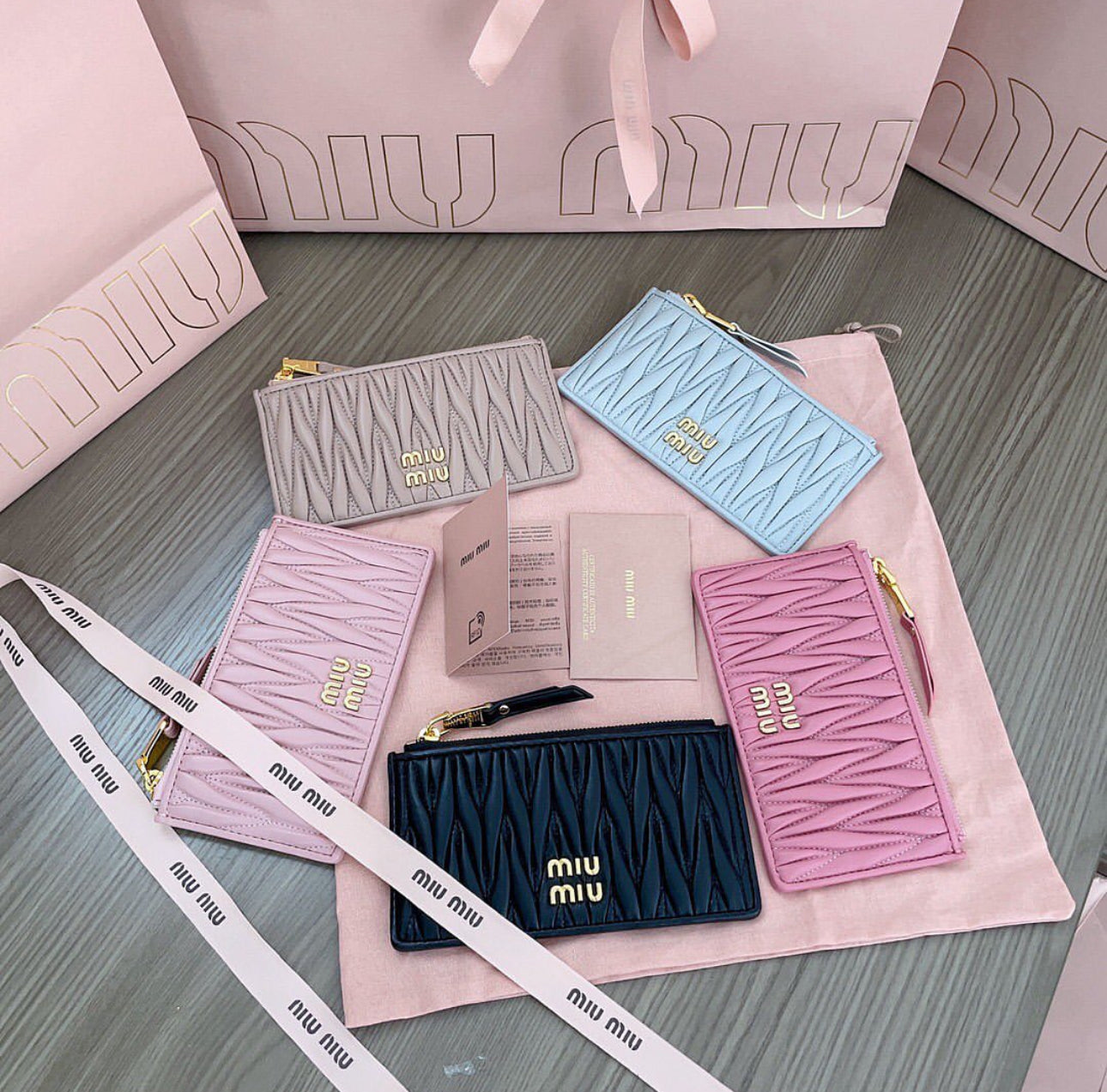 Zipped Card Wallet