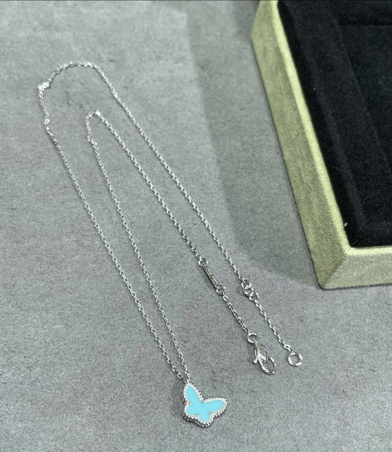 Alhambra Butterfly Set