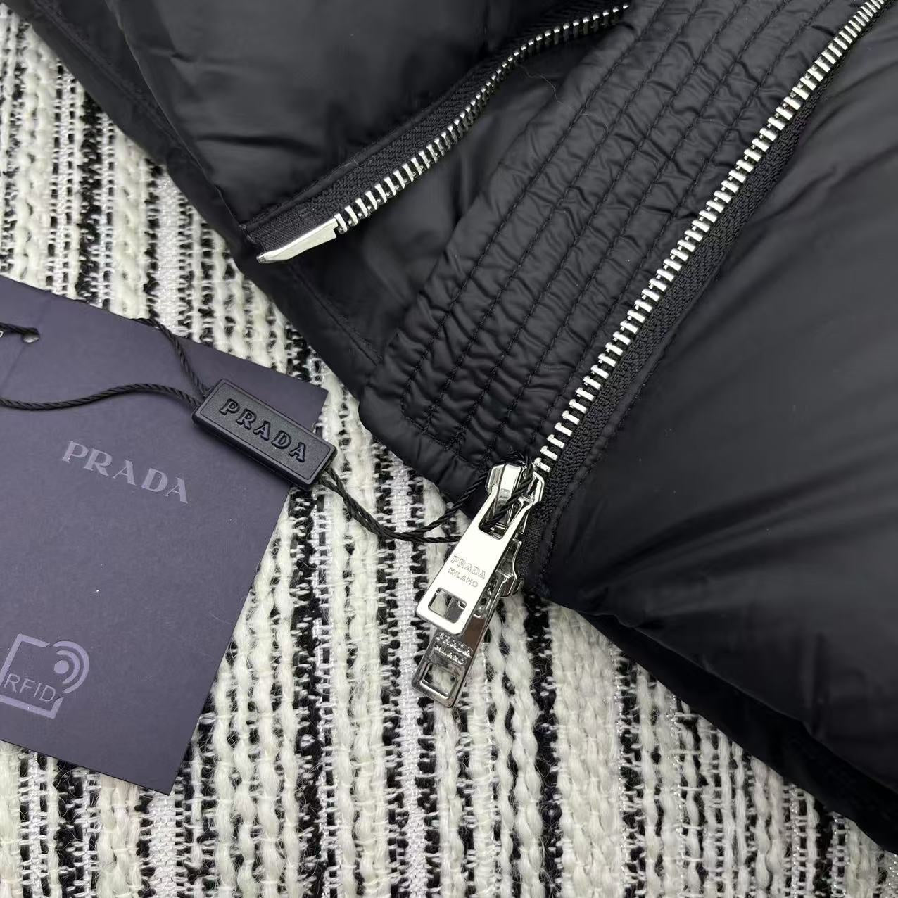Logo Jacket
