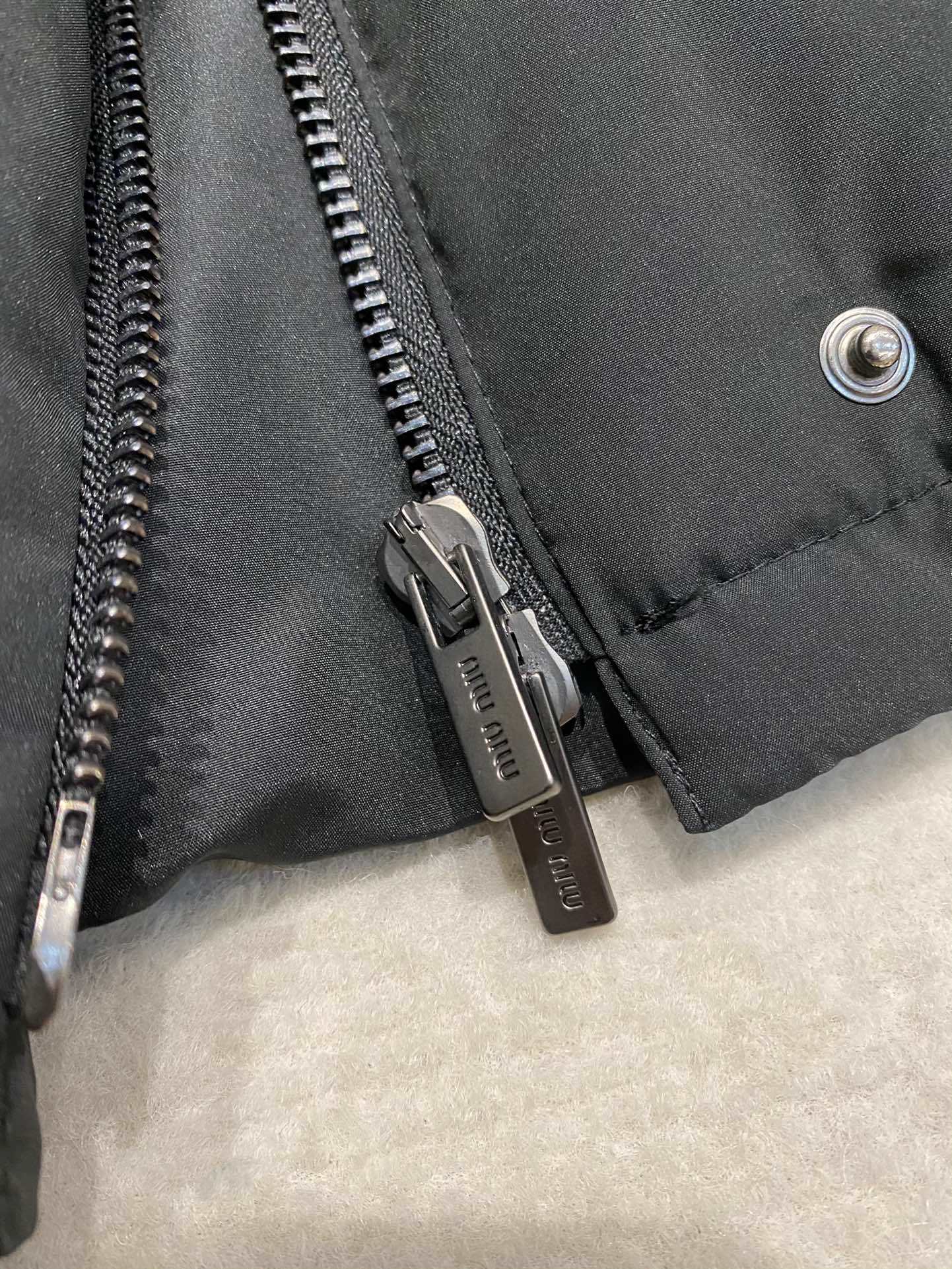 Logo Jacket