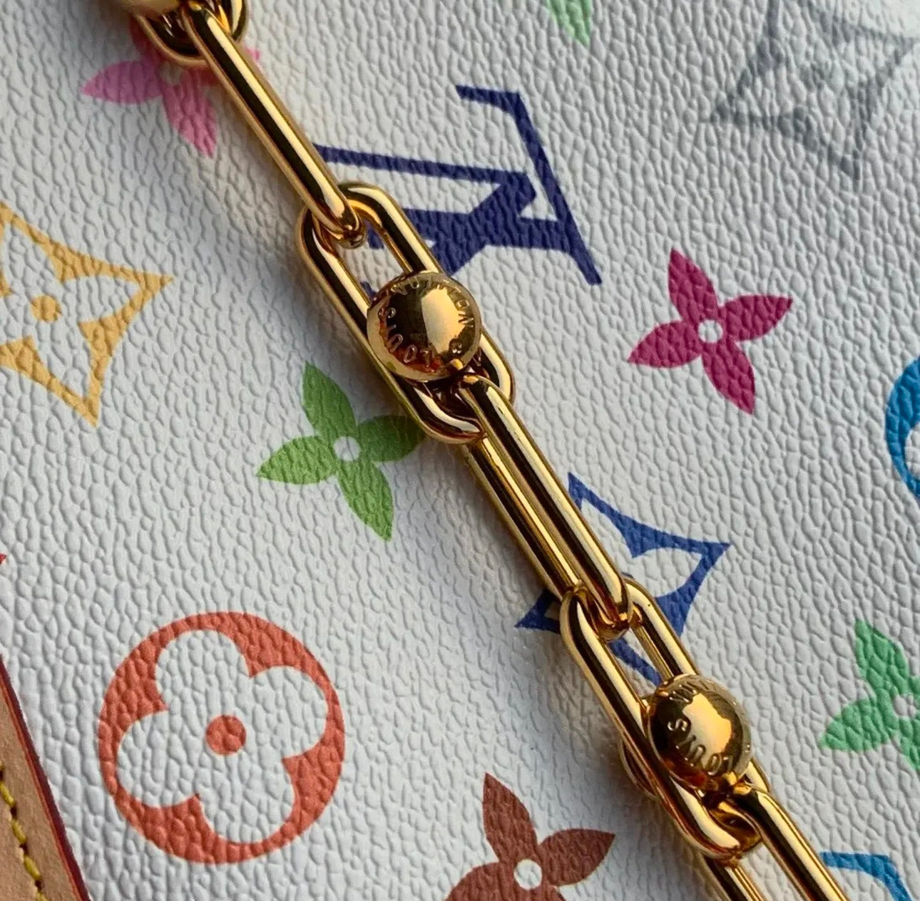 Pochette Accessories