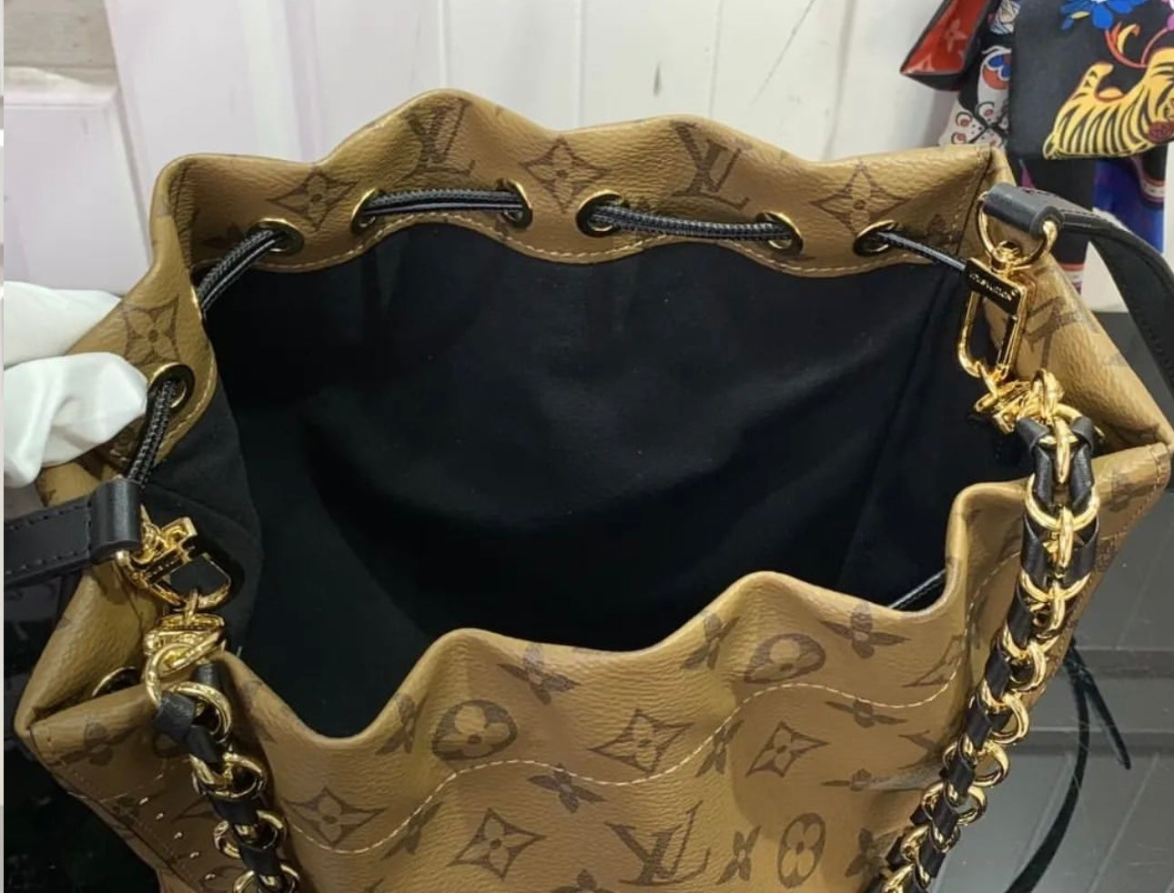 Neo Trunk