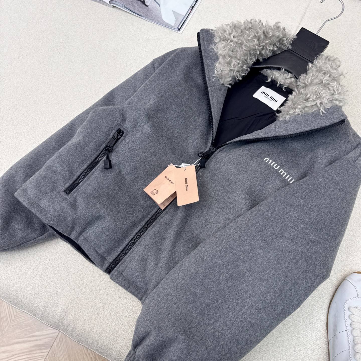 Logo Jacket