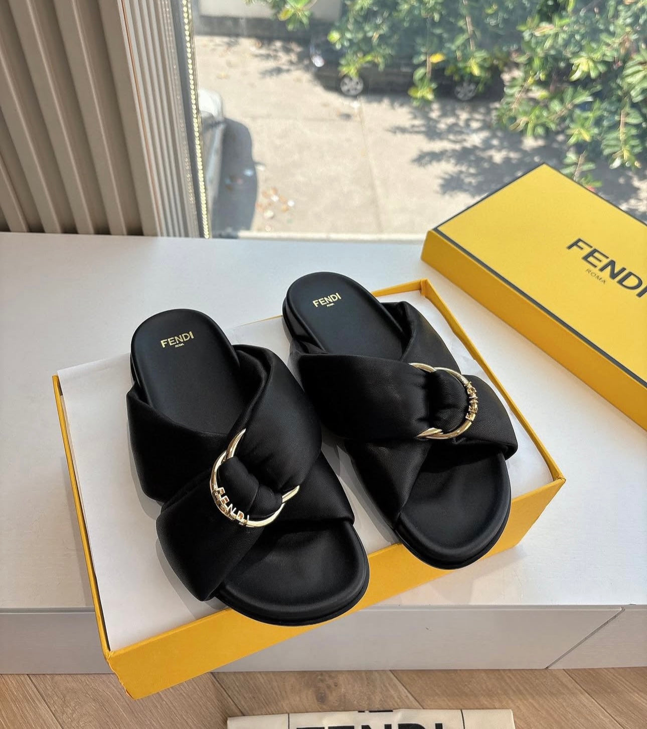 Feel Sandals