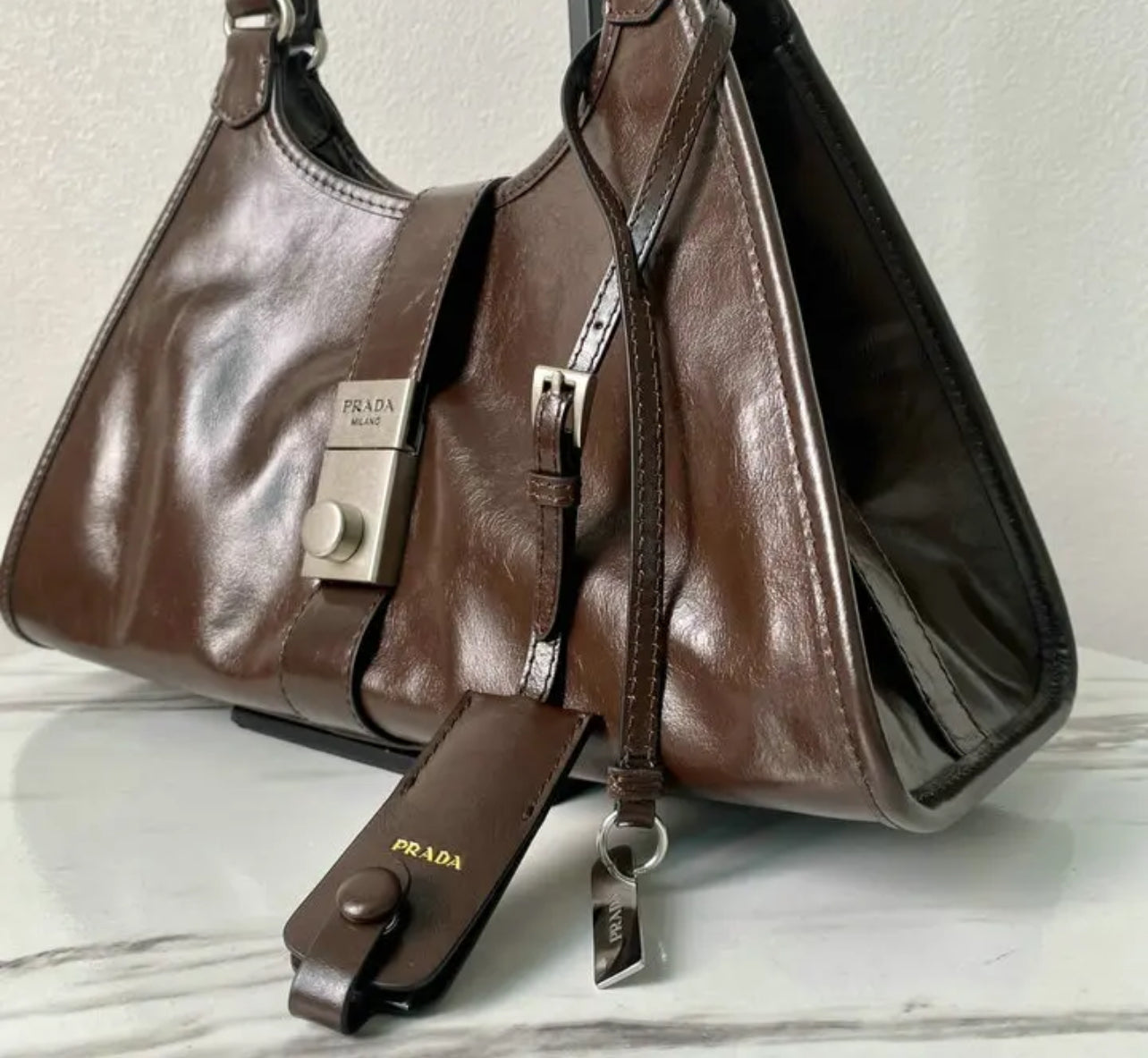 Medium Leather Tote