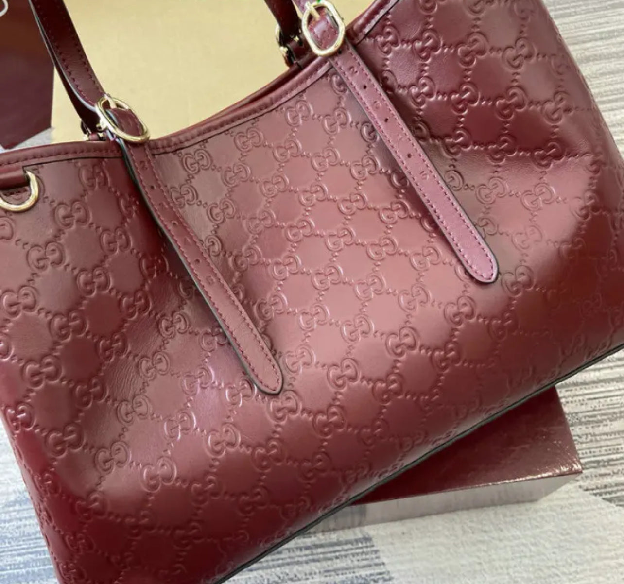 GG Shopping Bag