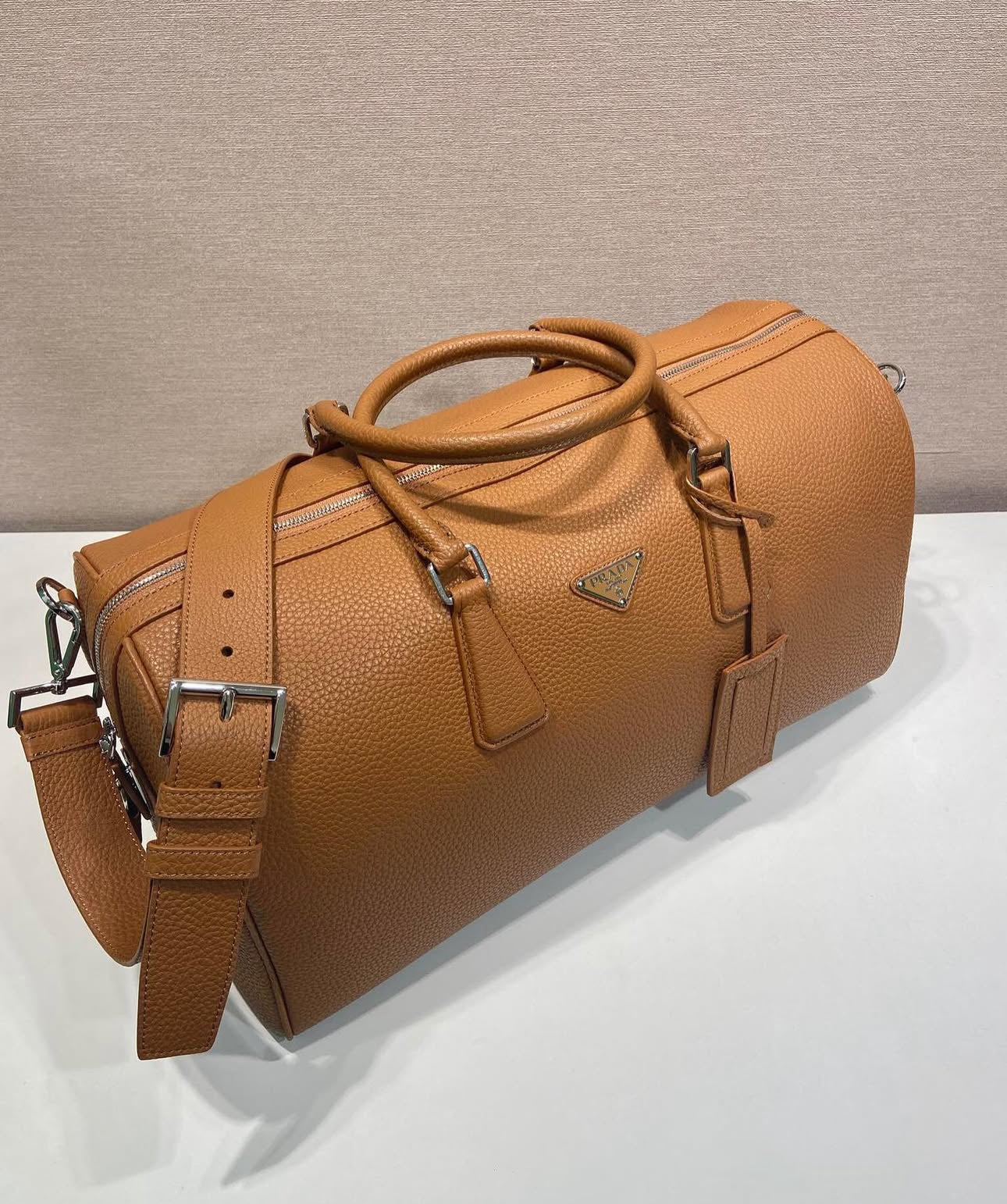 Leather Holdall